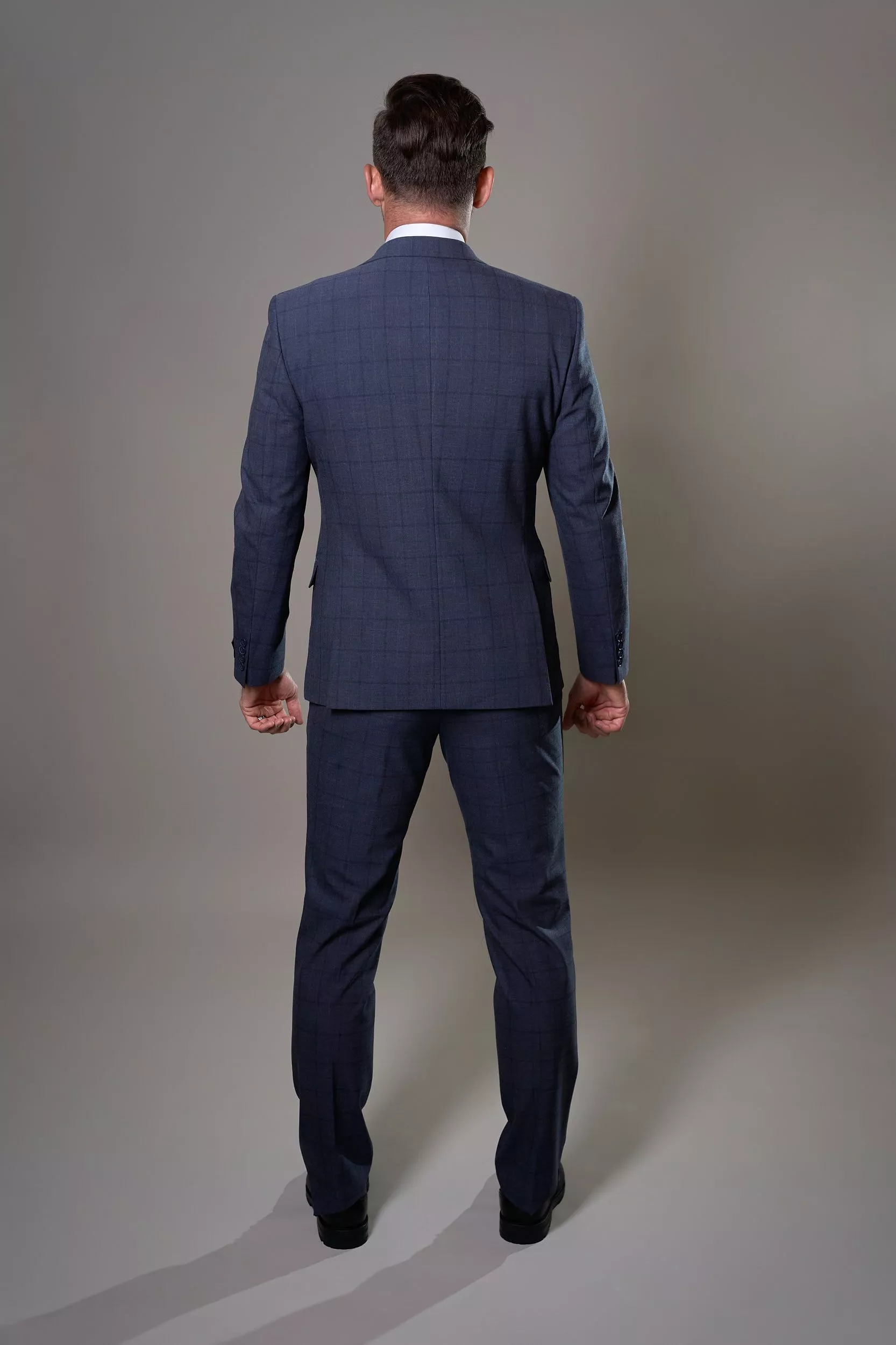 Костюм тройка мужской