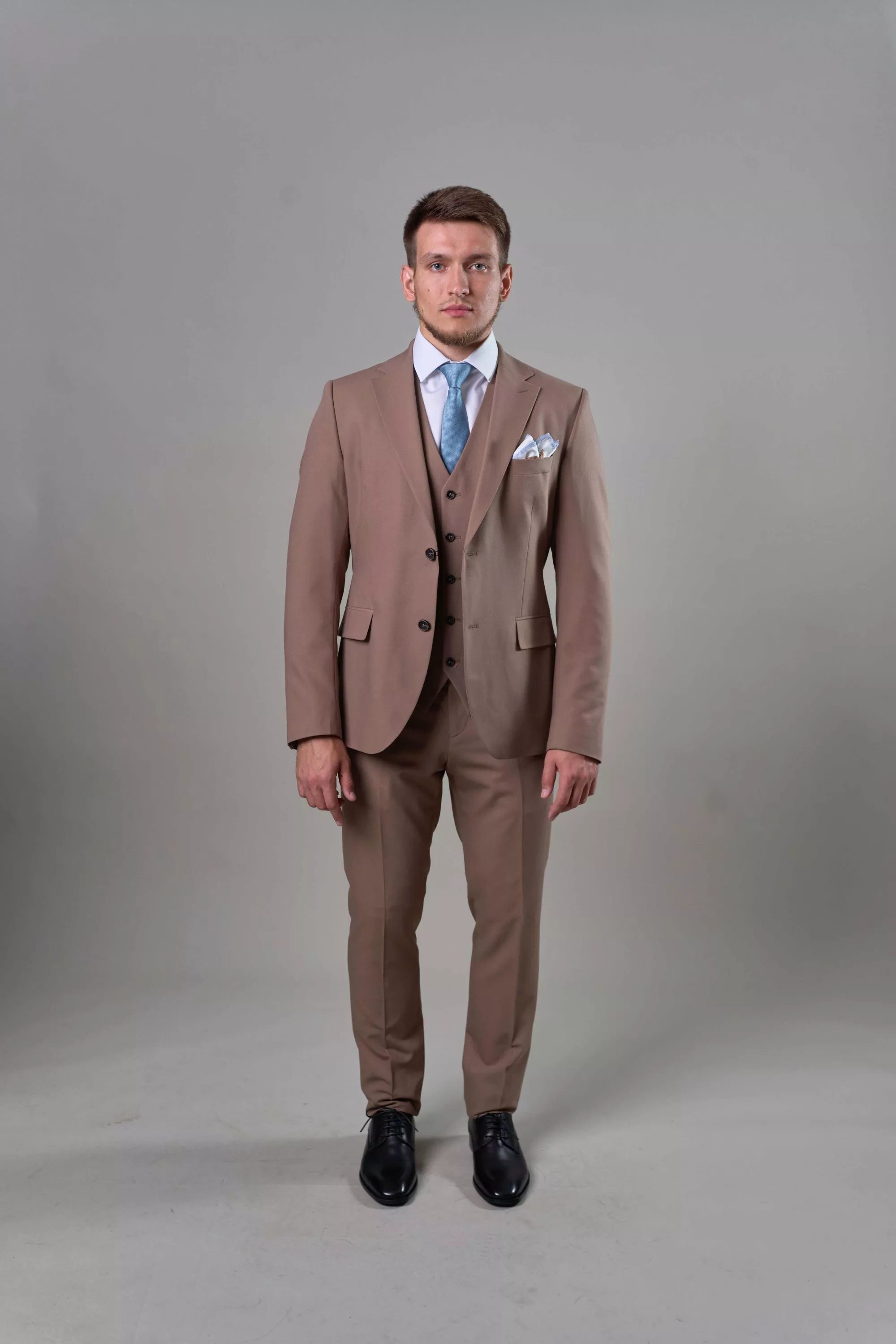 Мужской костюм тройка