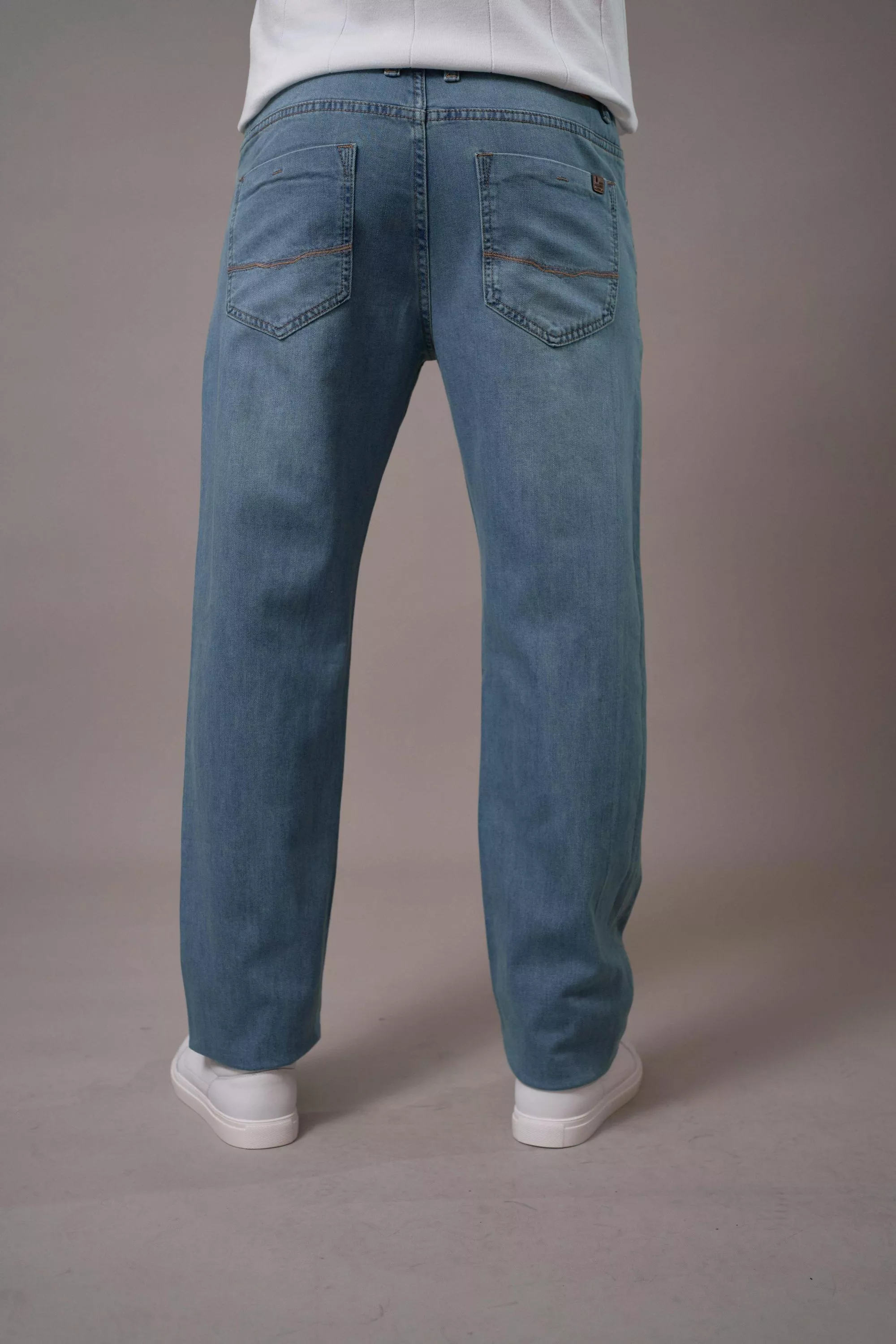 Джинсы мужские