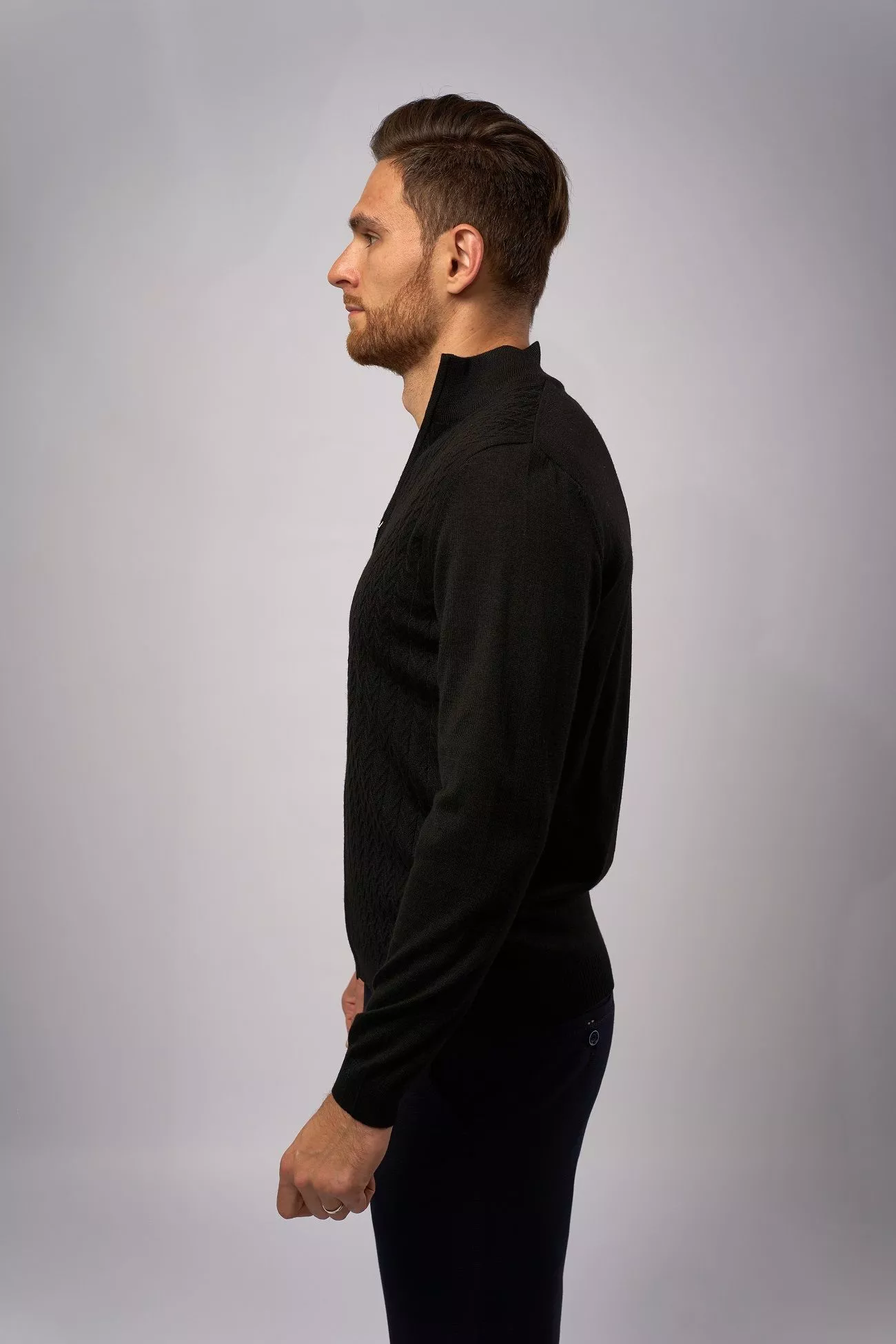 Свитер мужской