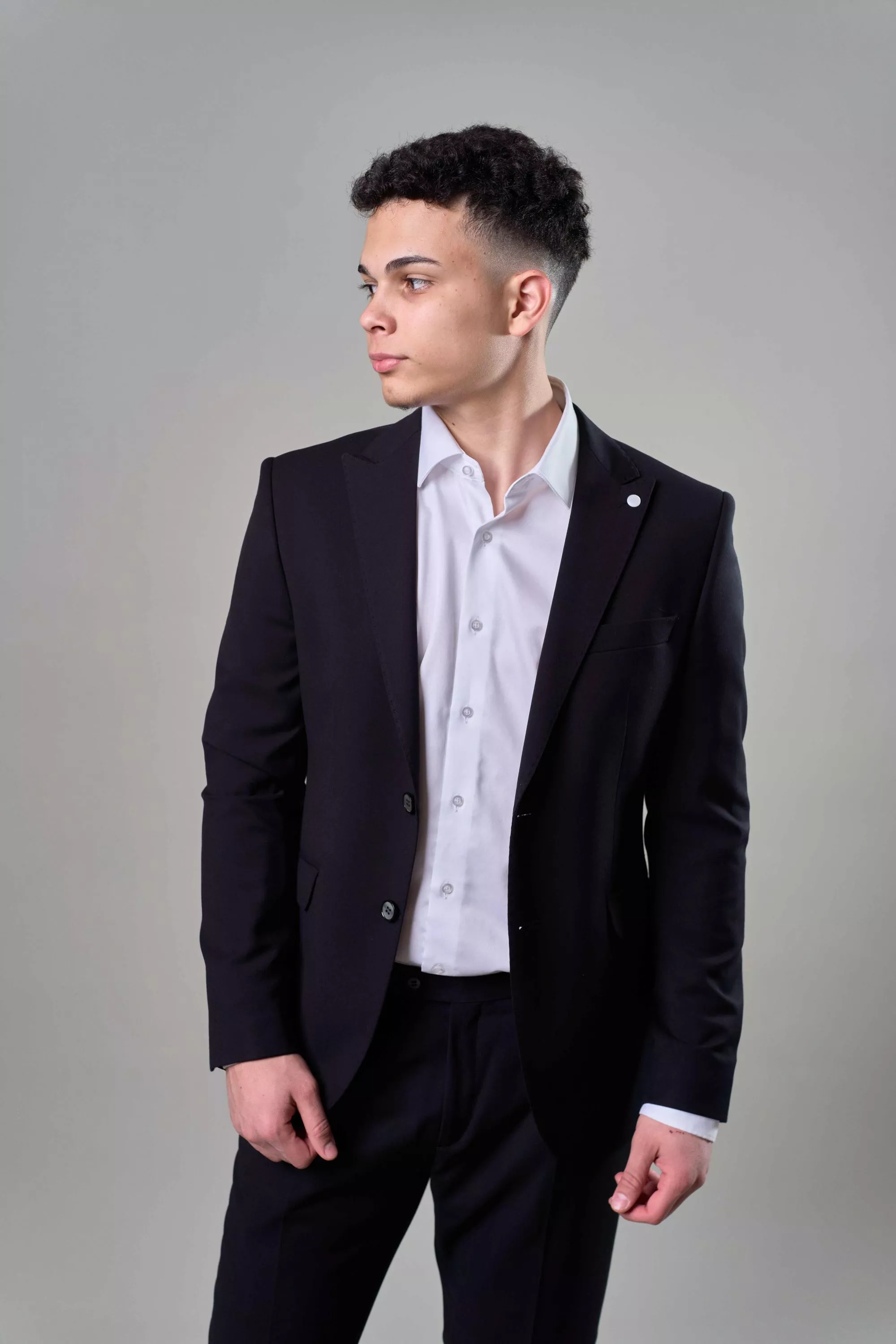 Костюм мужской