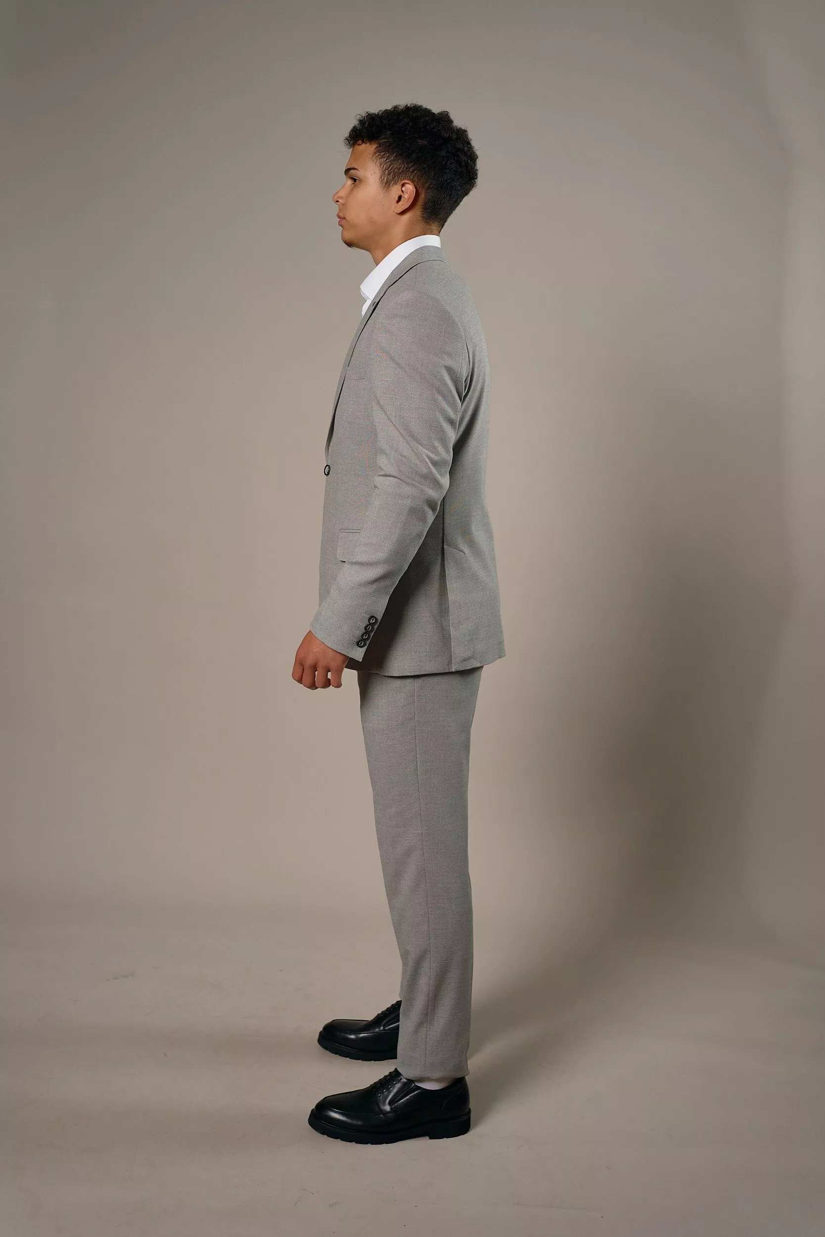 Костюм тройка мужской