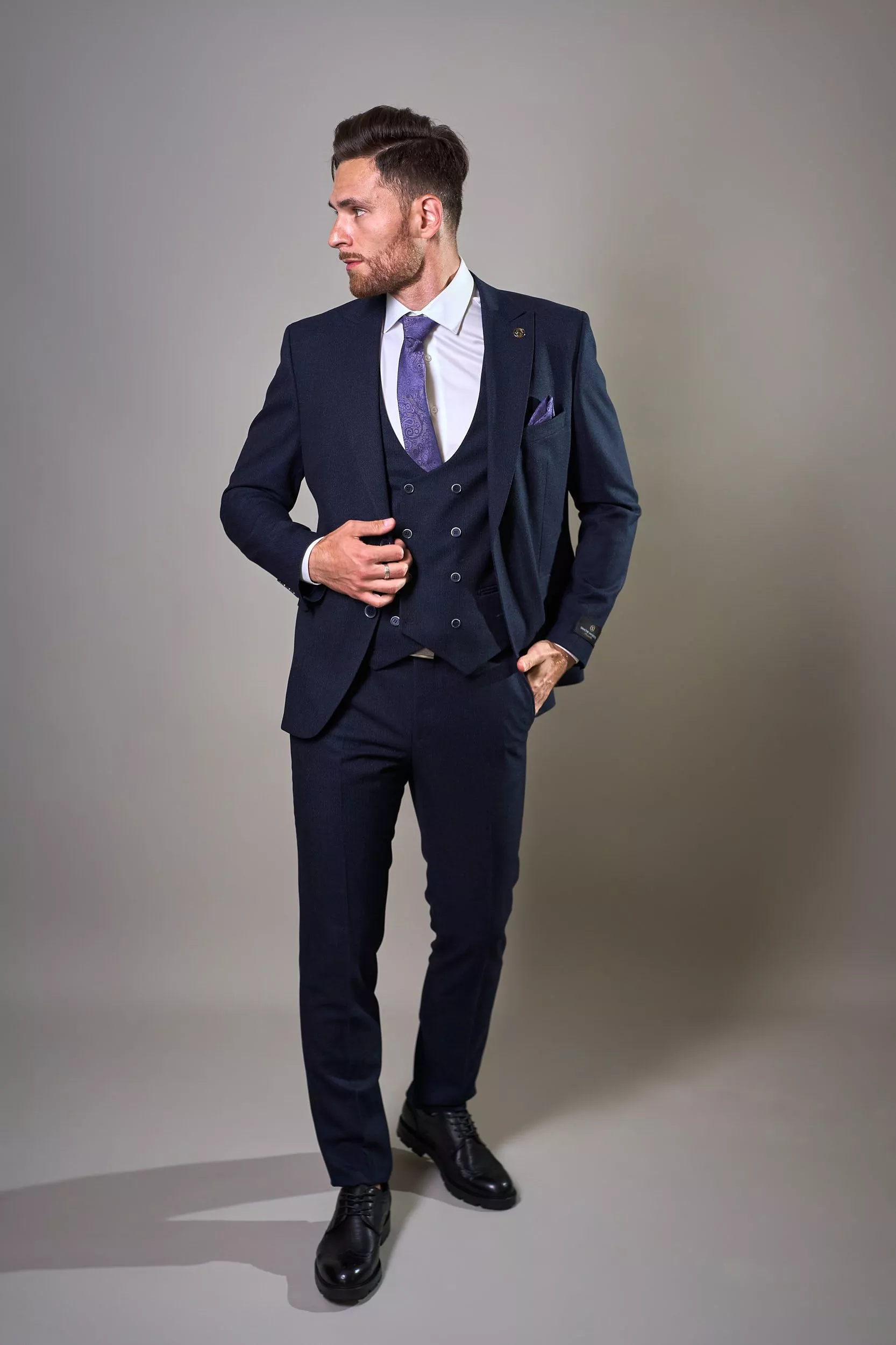 Костюм тройка мужской