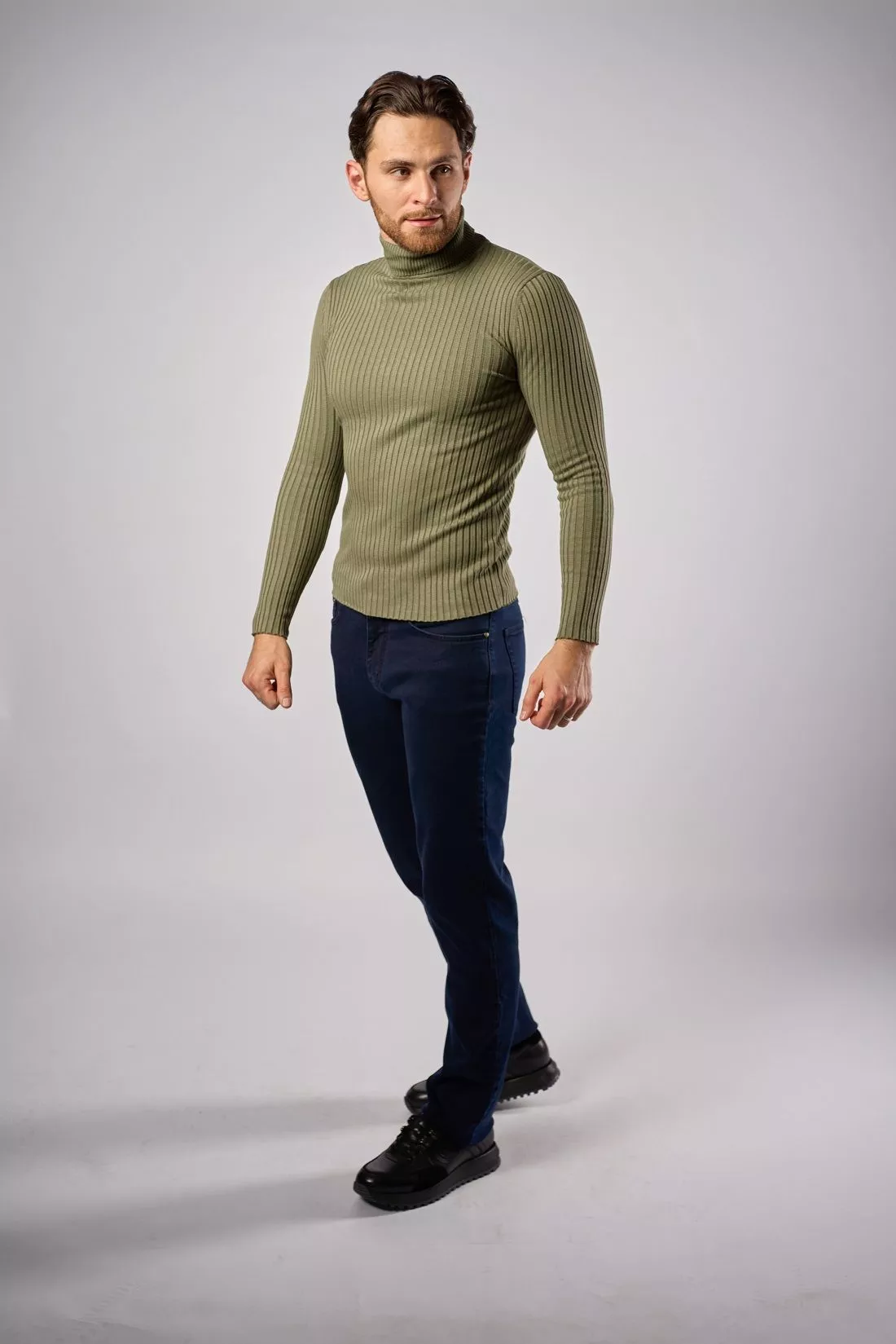 Брюки мужские (джинсы)