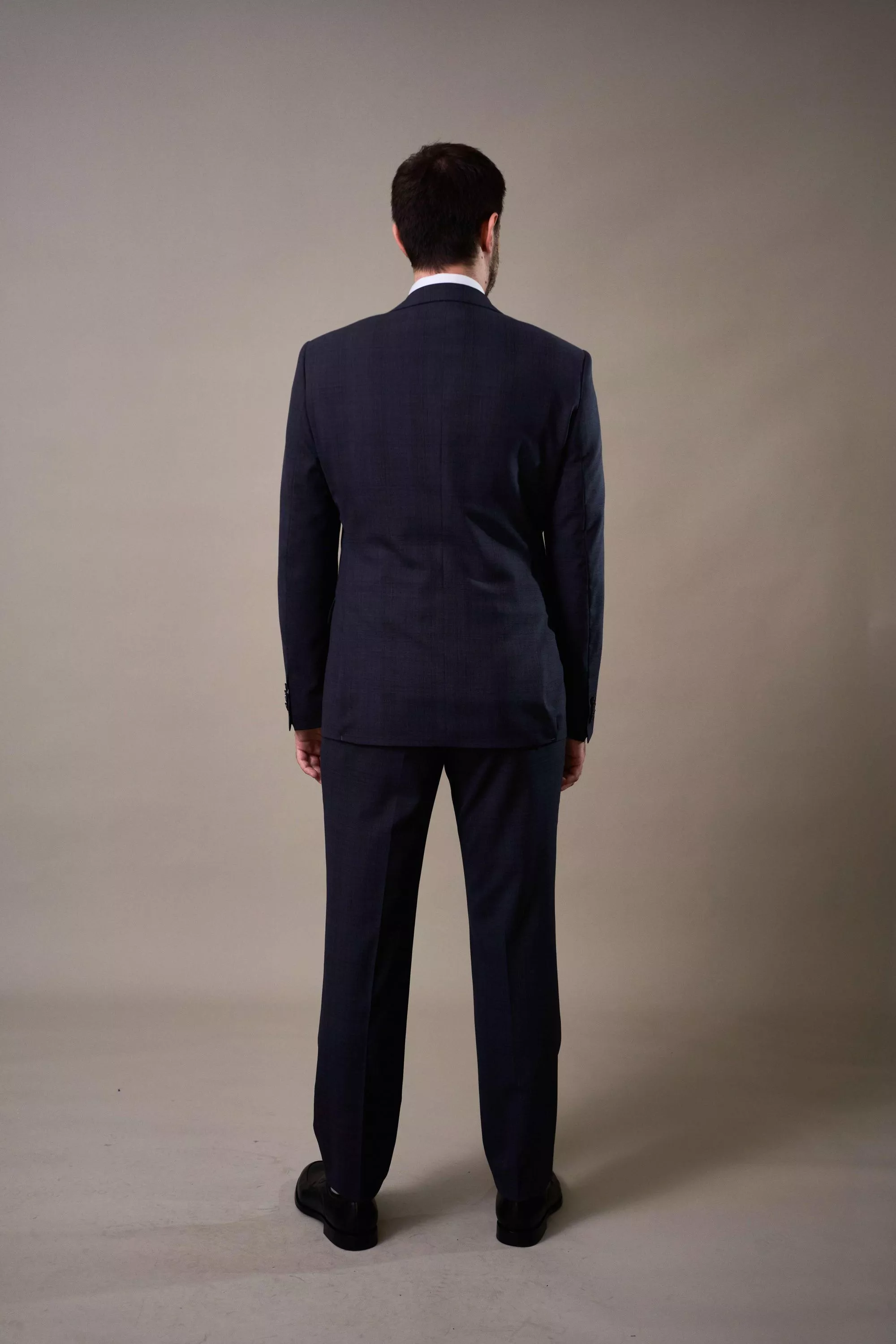 Костюм мужской