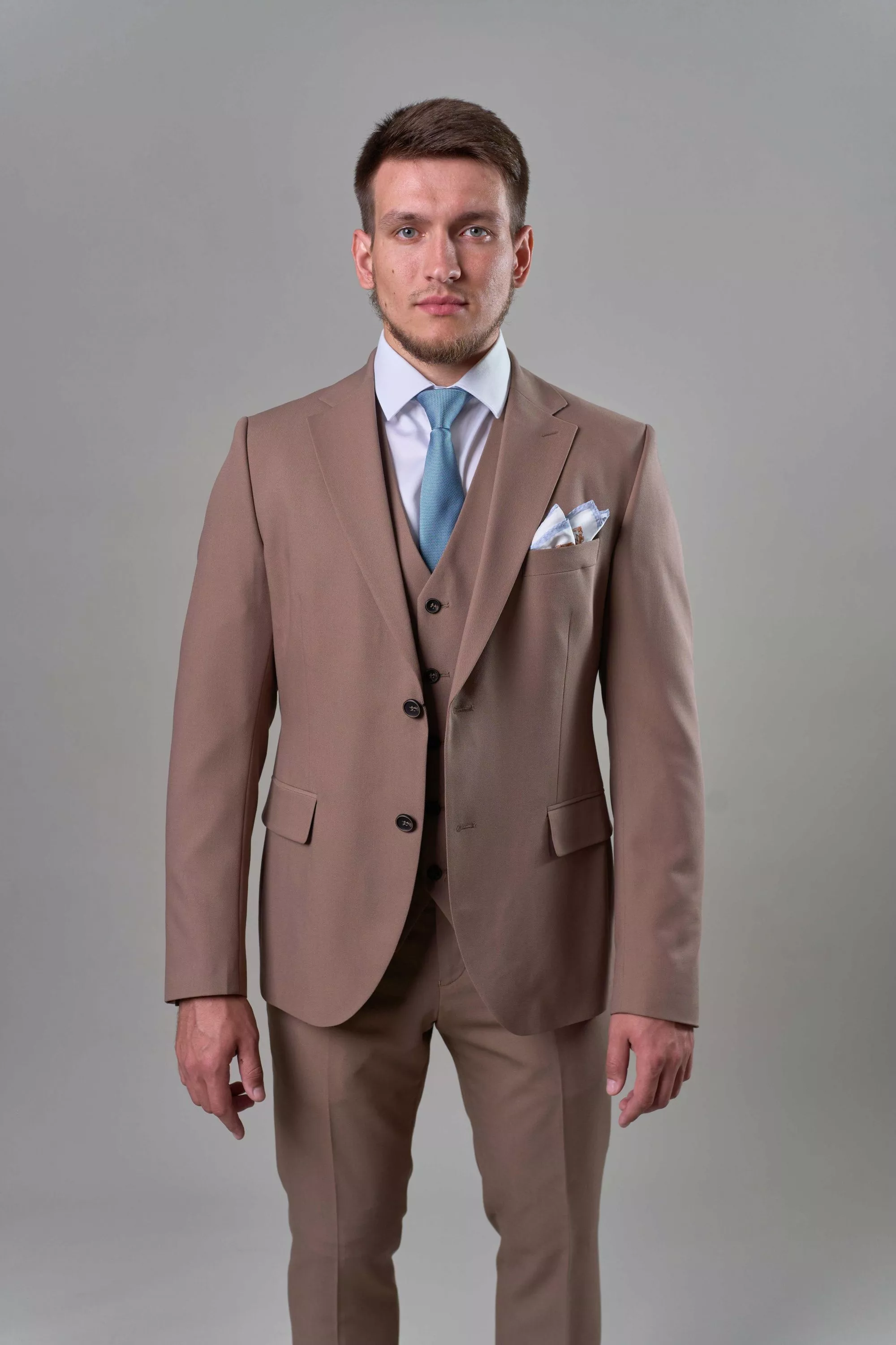 Мужской костюм тройка