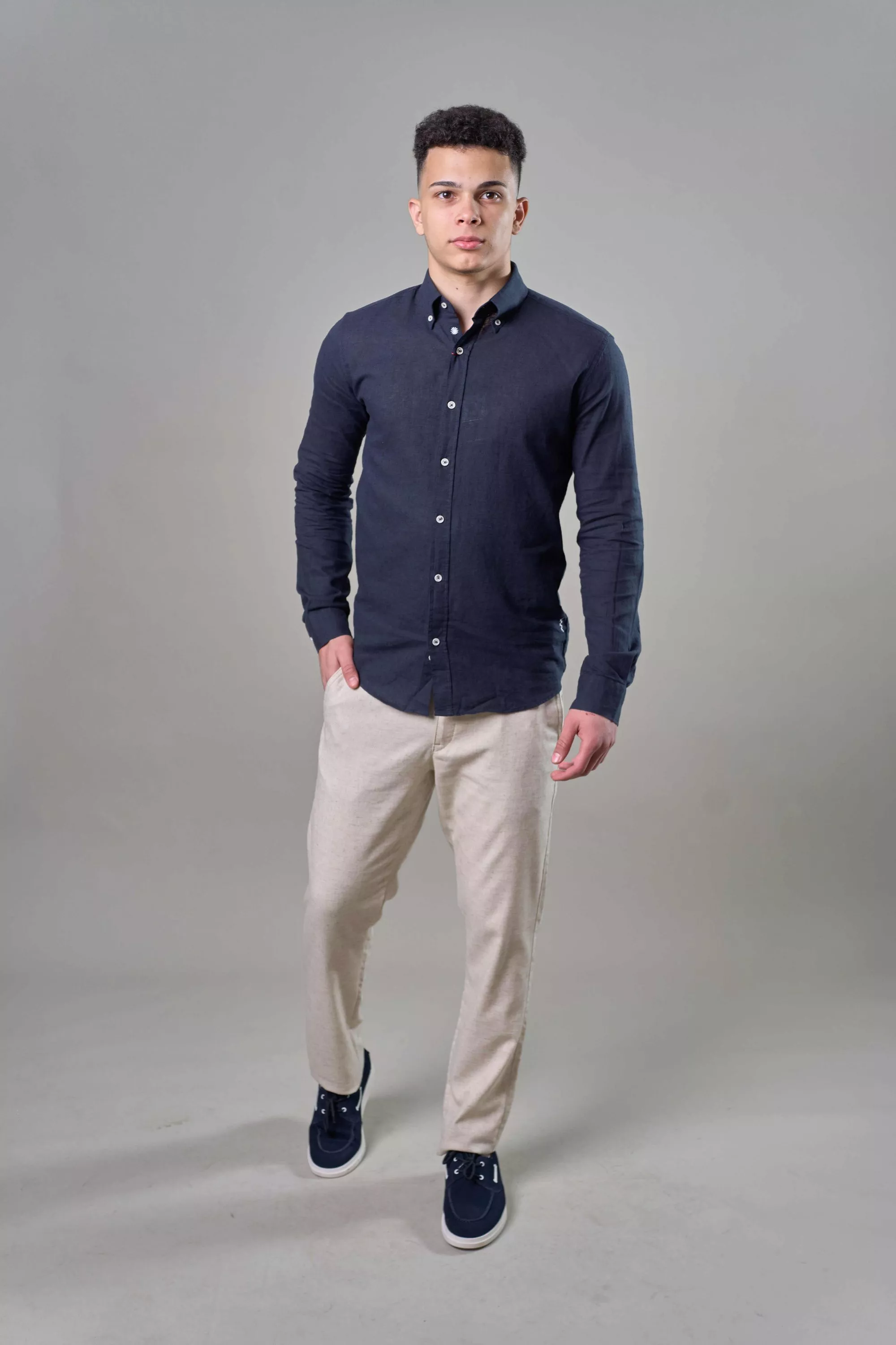 Рубашка мужская с длинным рукавом