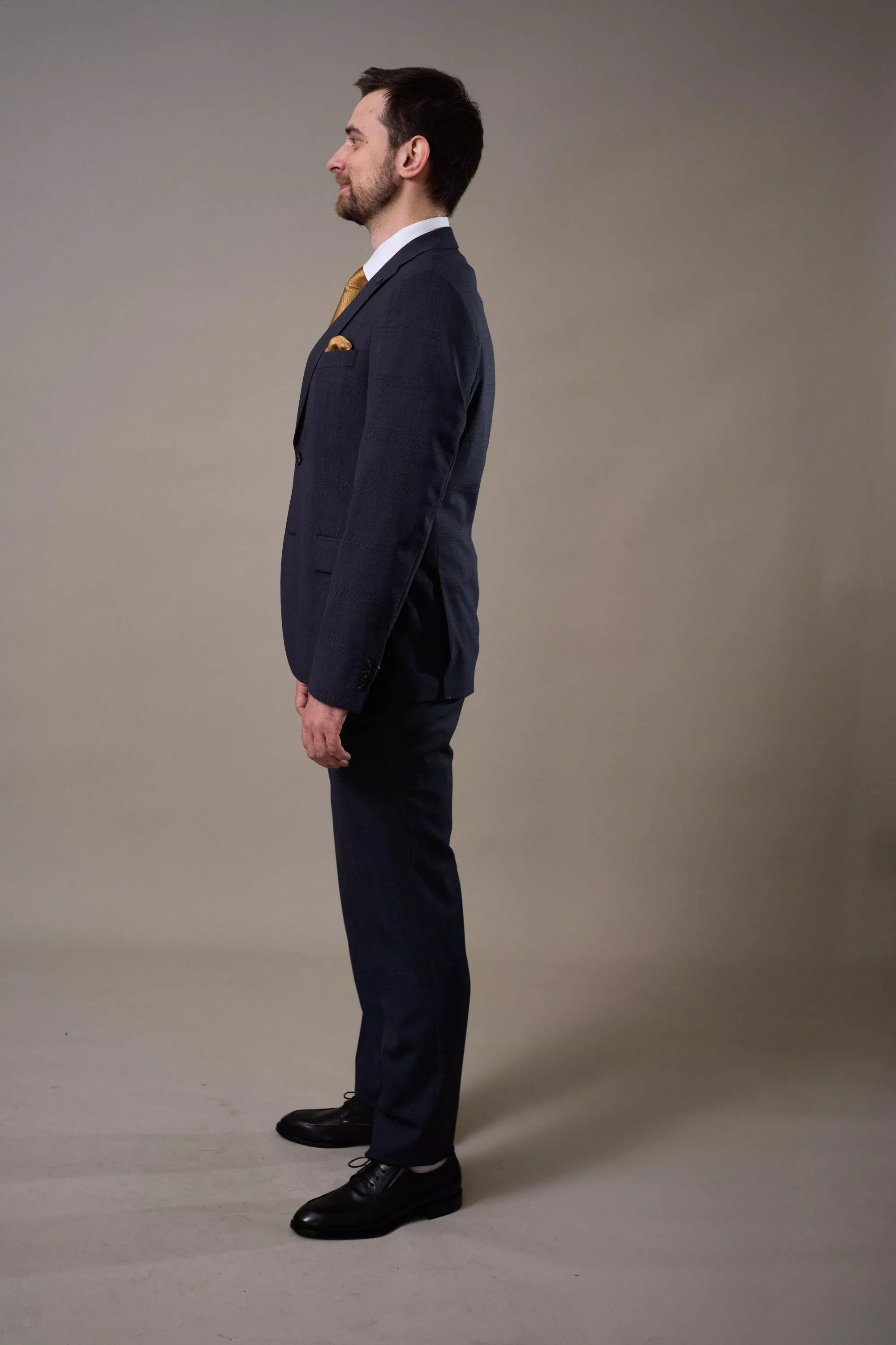 Костюм мужской