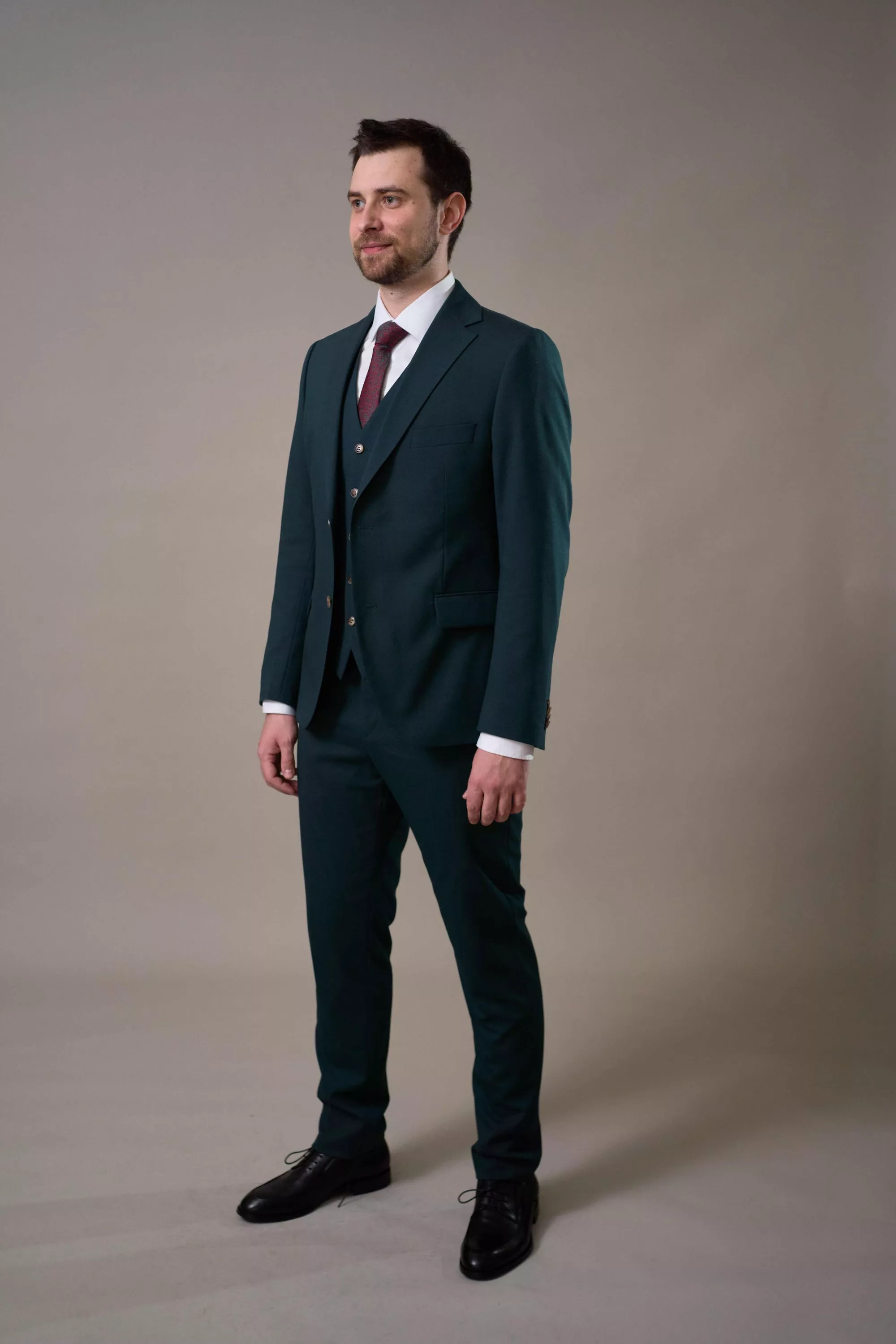 Мужской костюм тройка