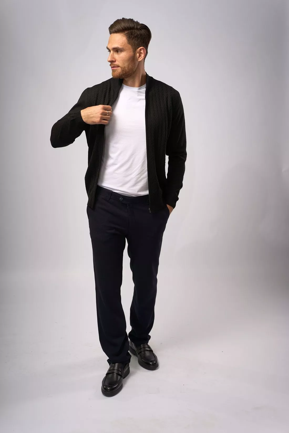 Свитер мужской