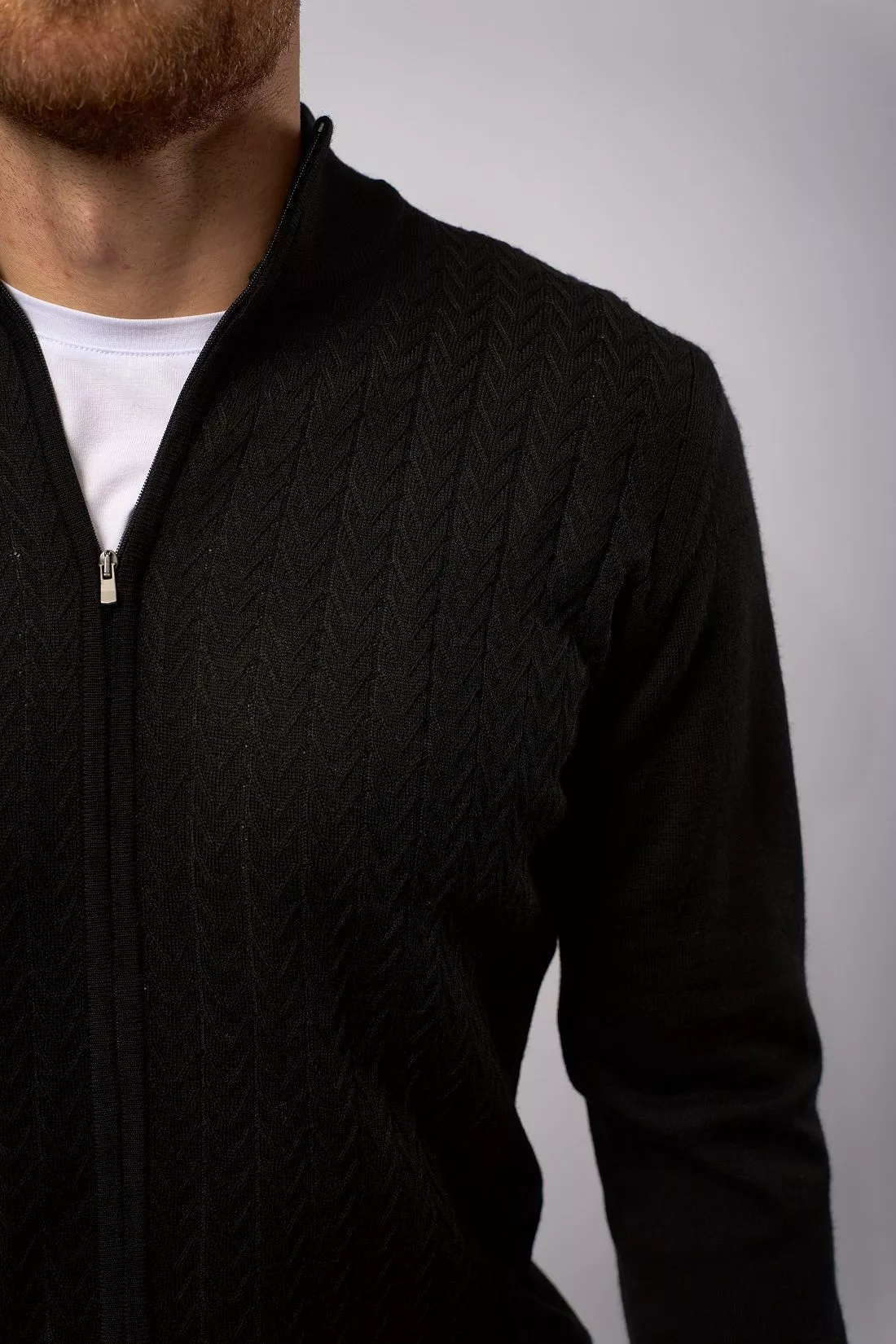 Свитер мужской