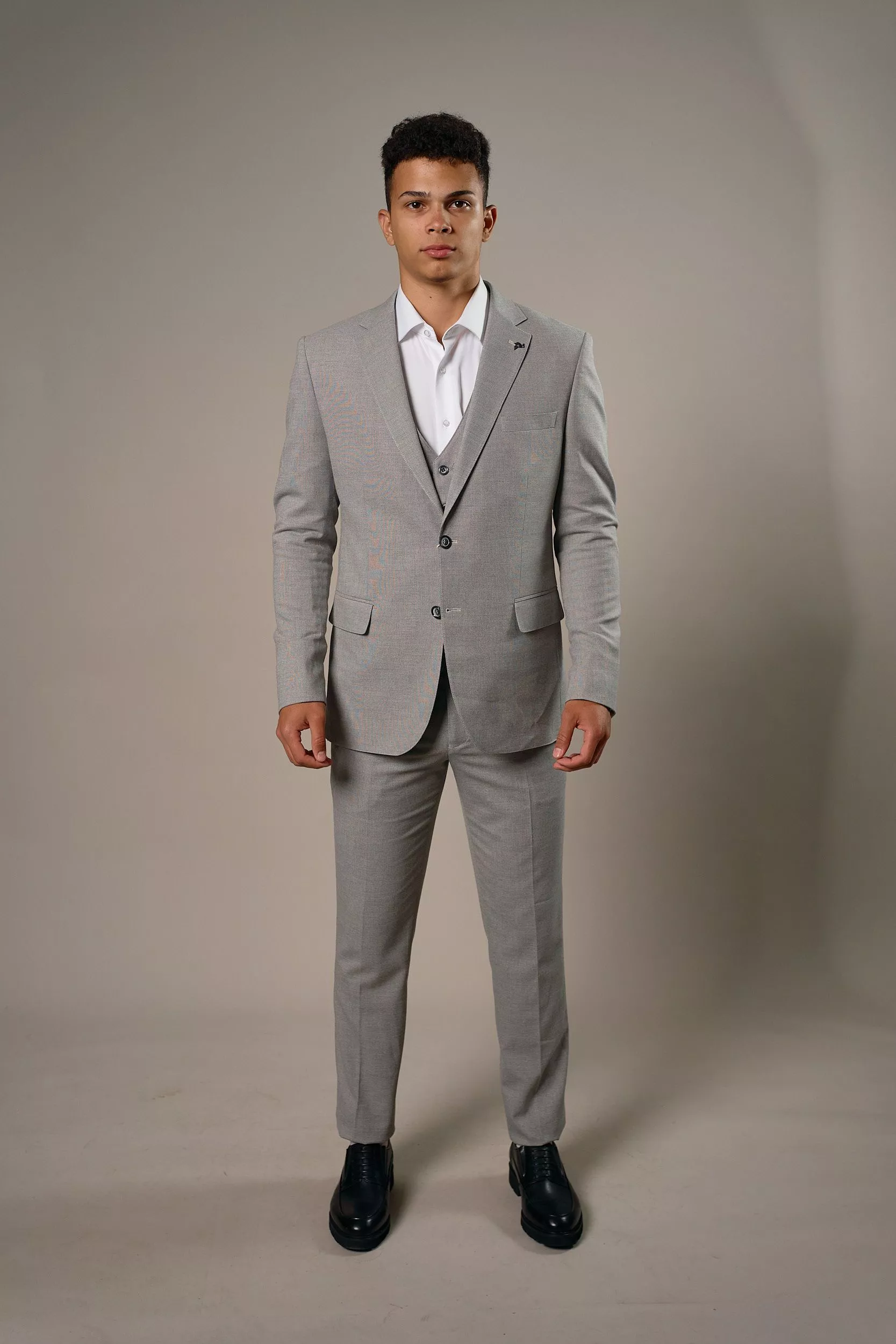 Костюм тройка мужской