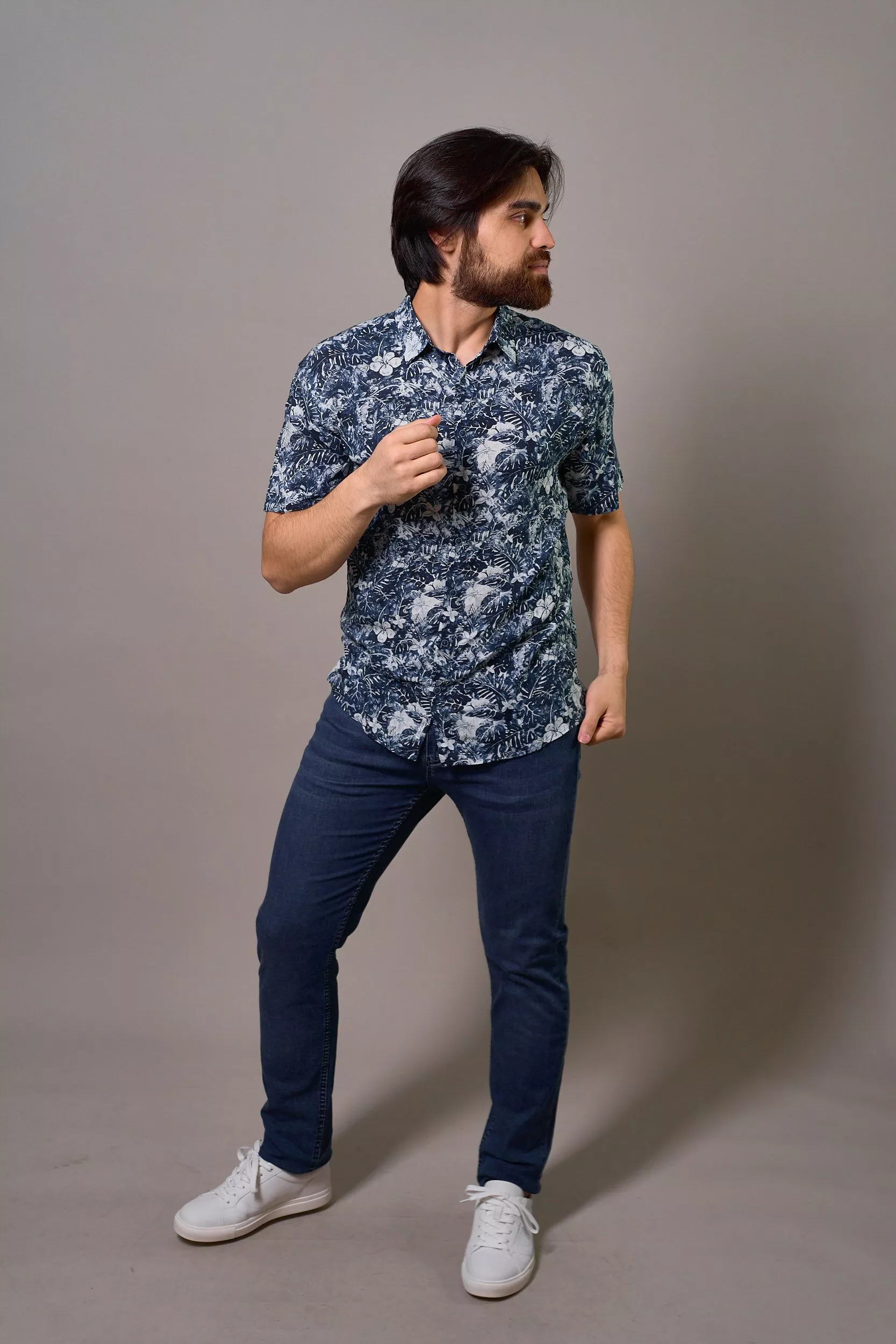 Джинсы мужские