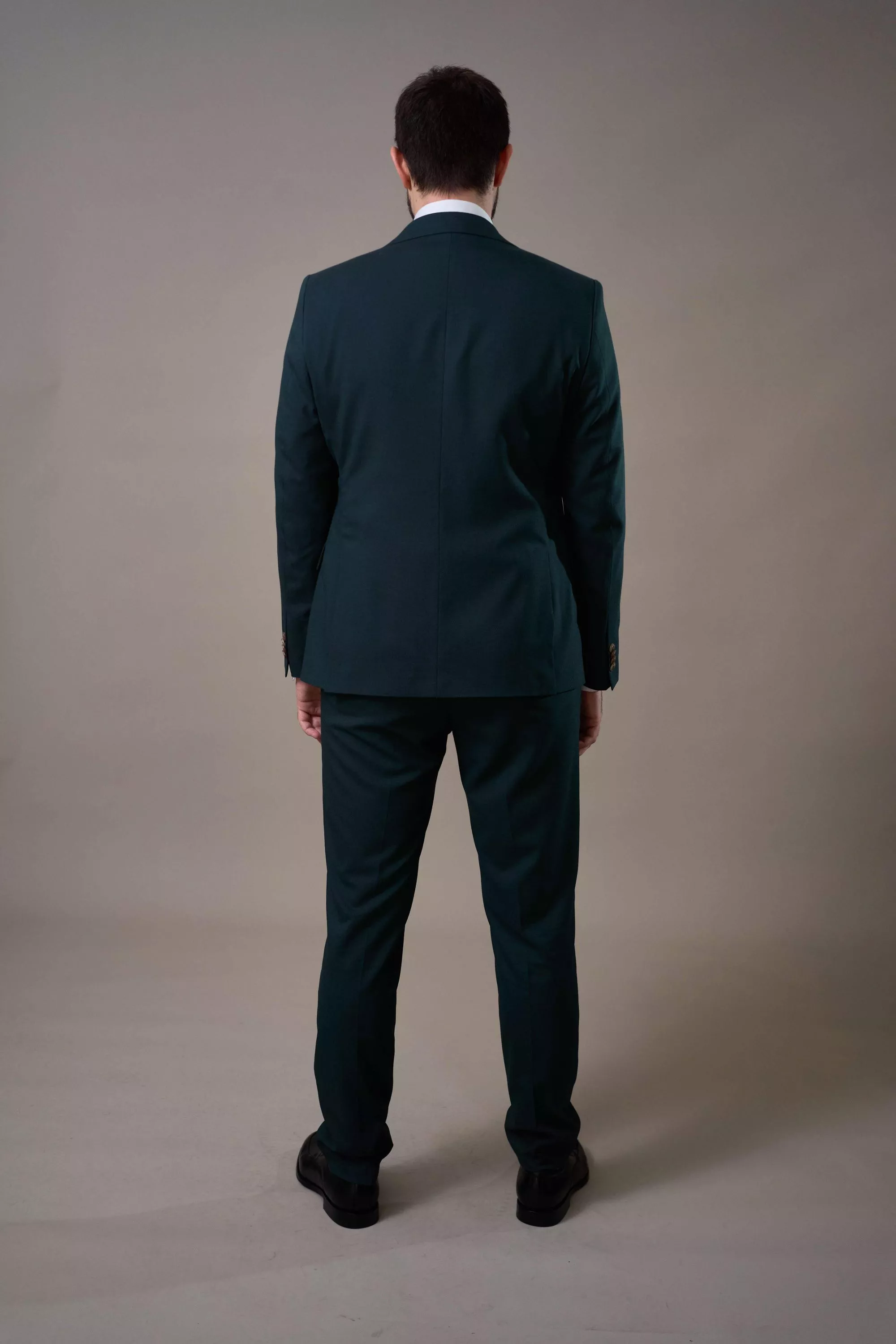 Мужской костюм тройка