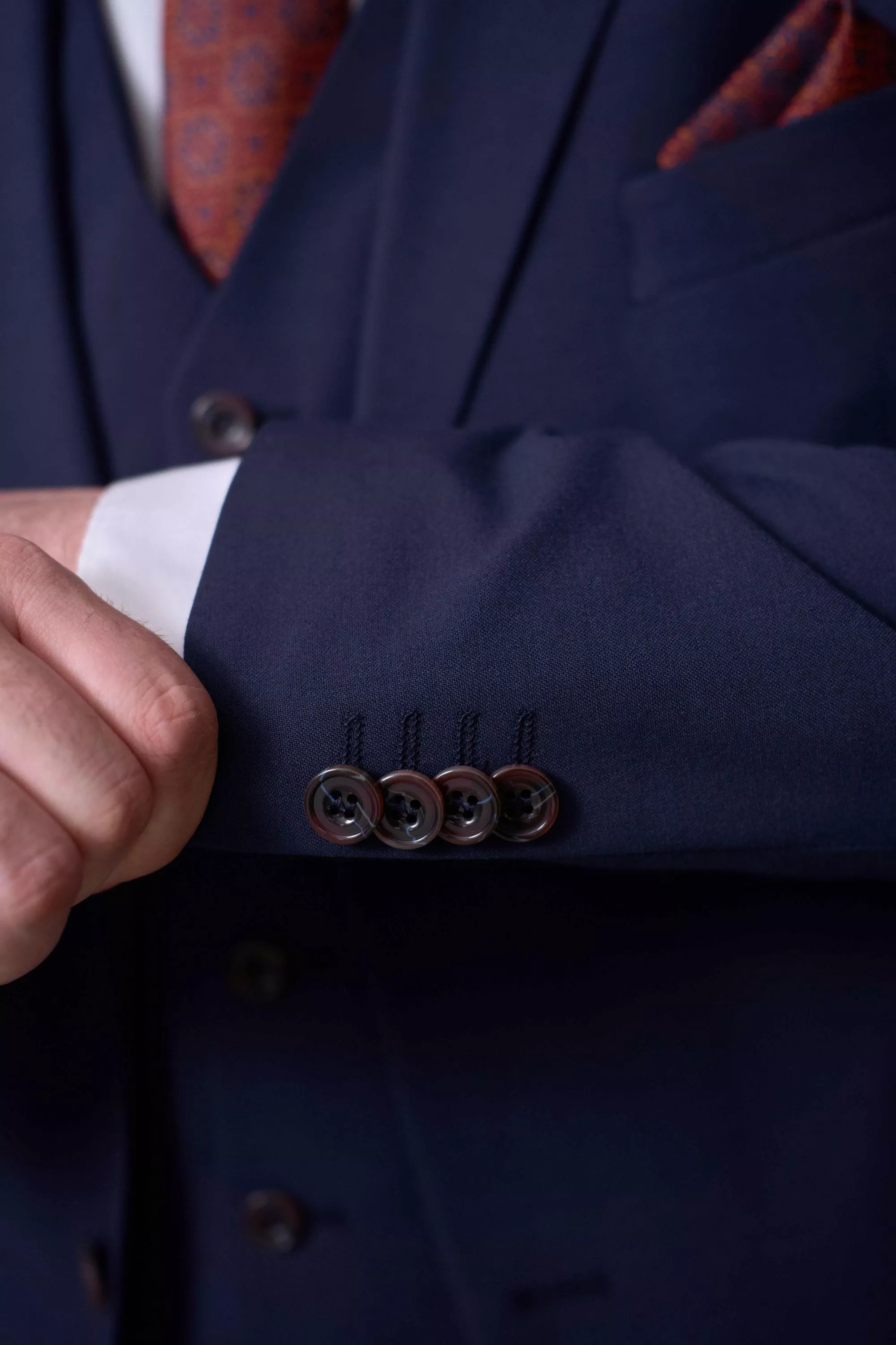 Мужской костюм тройка