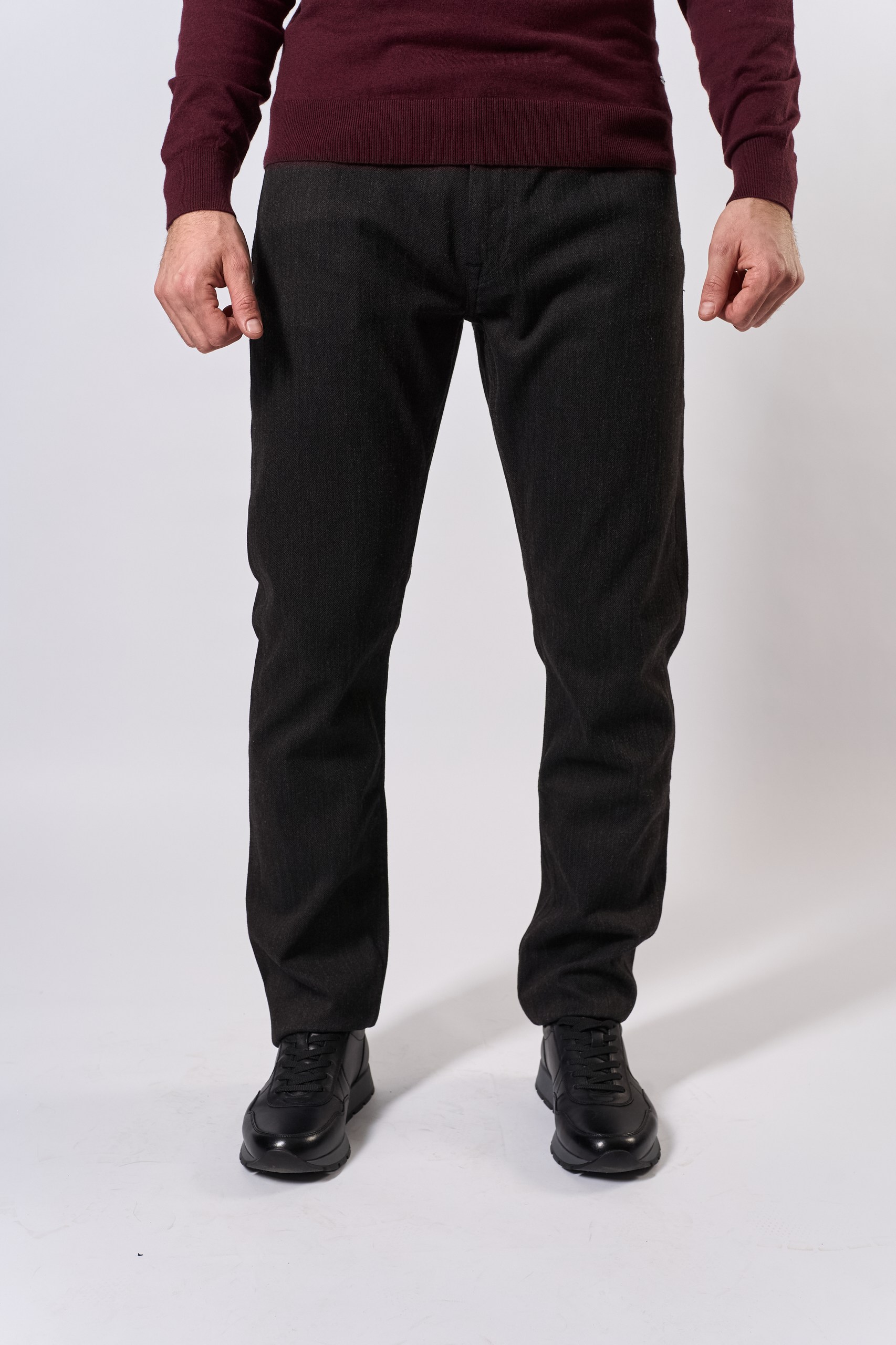 Брюки-чиносы