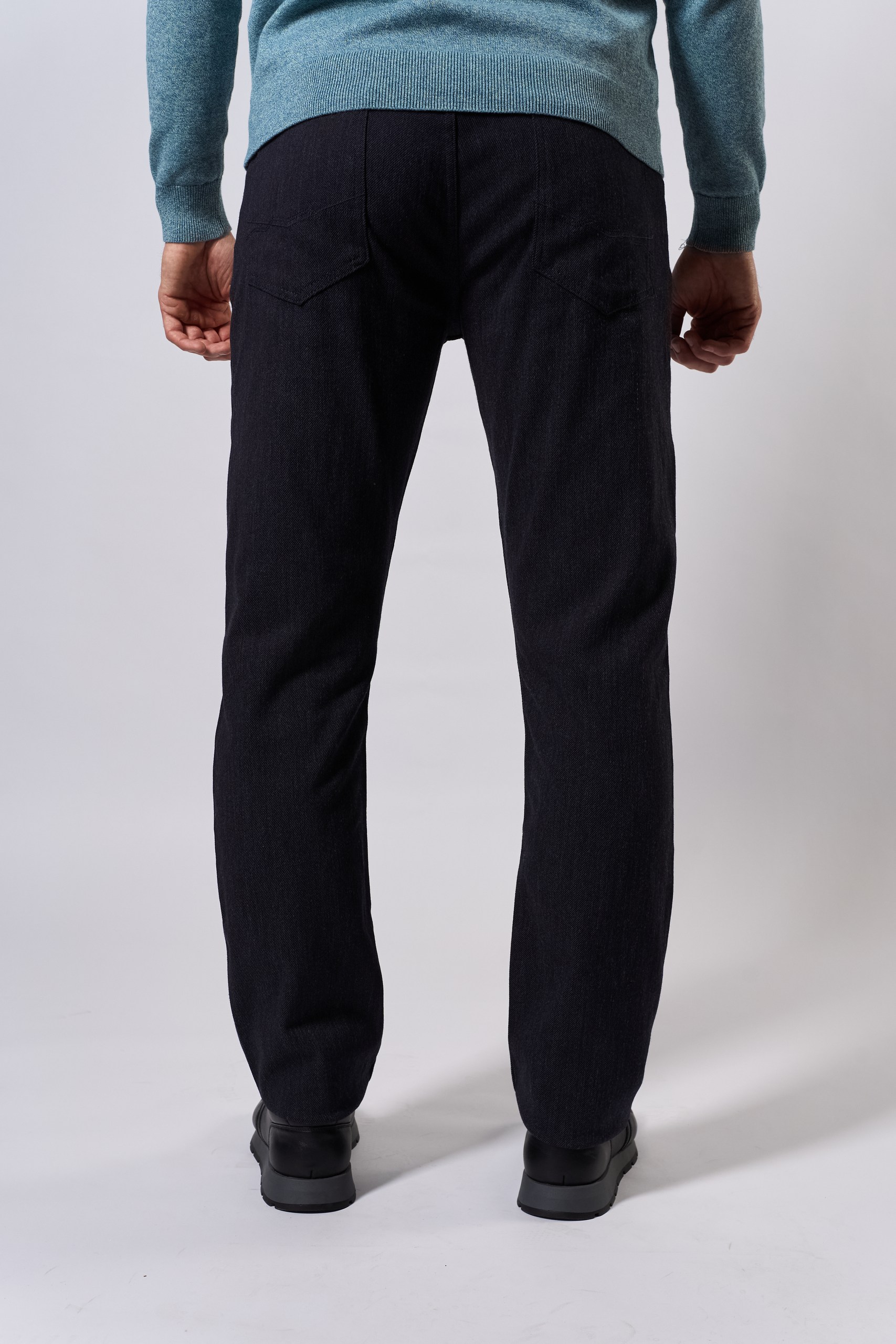 Брюки-чиносы