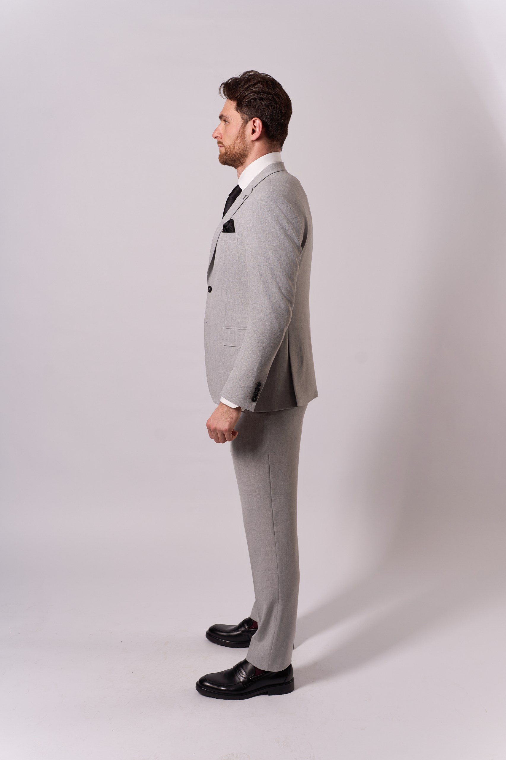 Костюм мужской