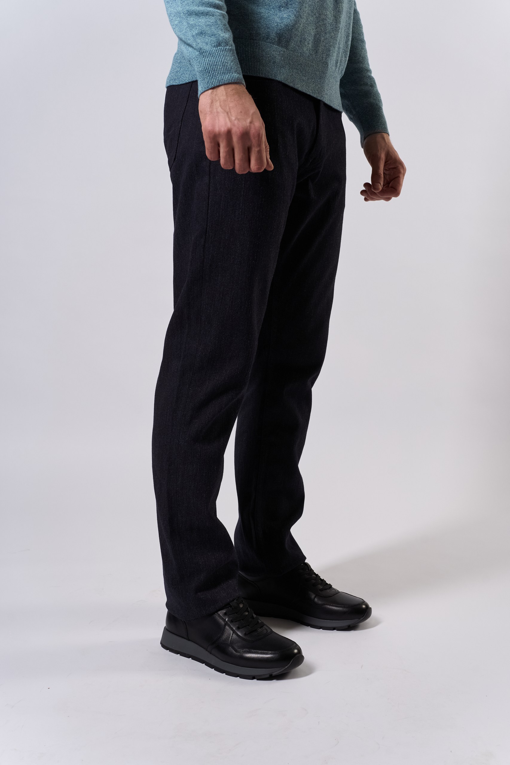 Брюки-чиносы