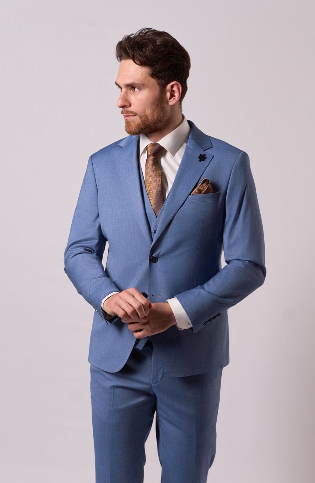 Костюм мужской