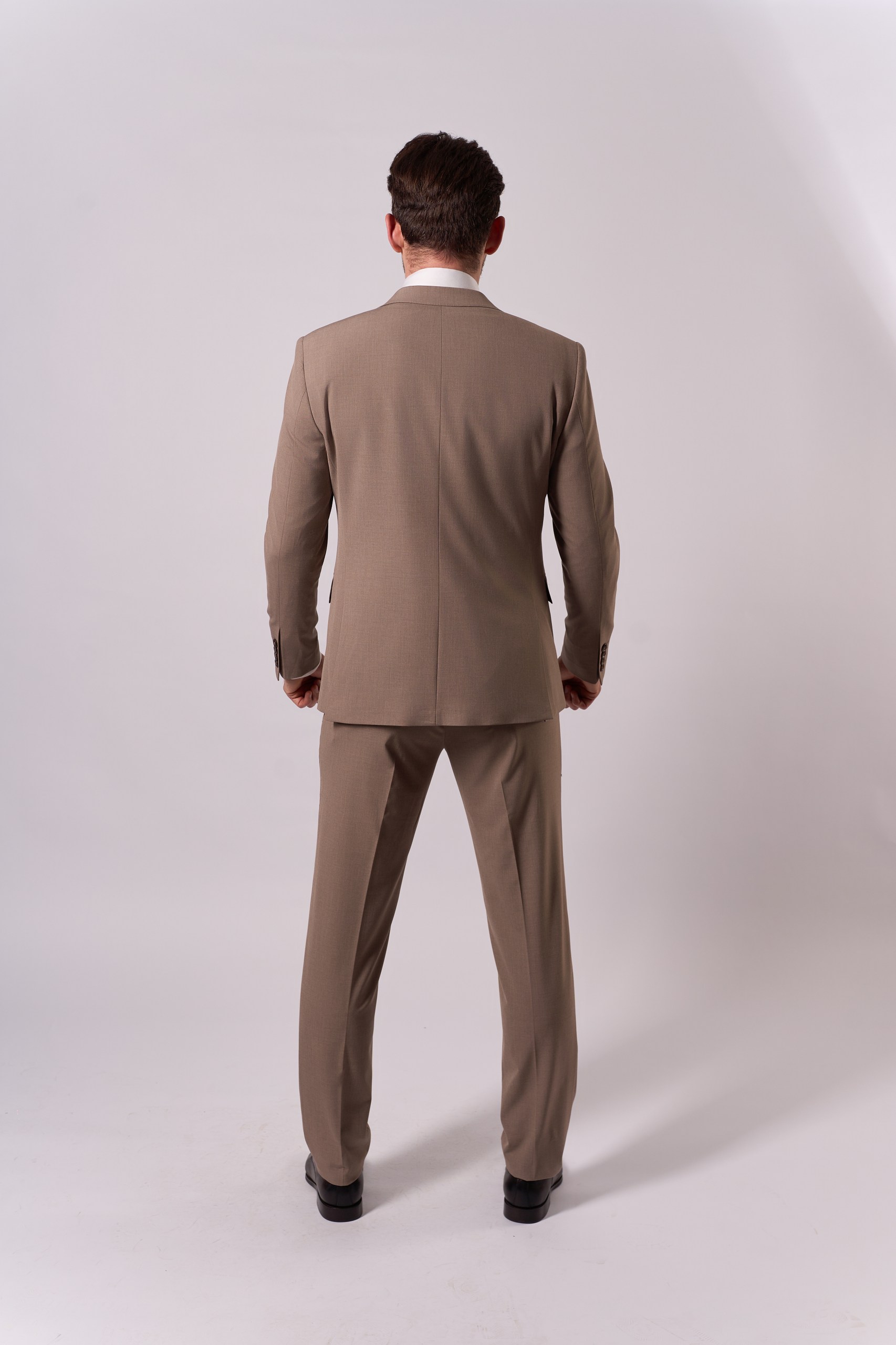 Костюм мужской