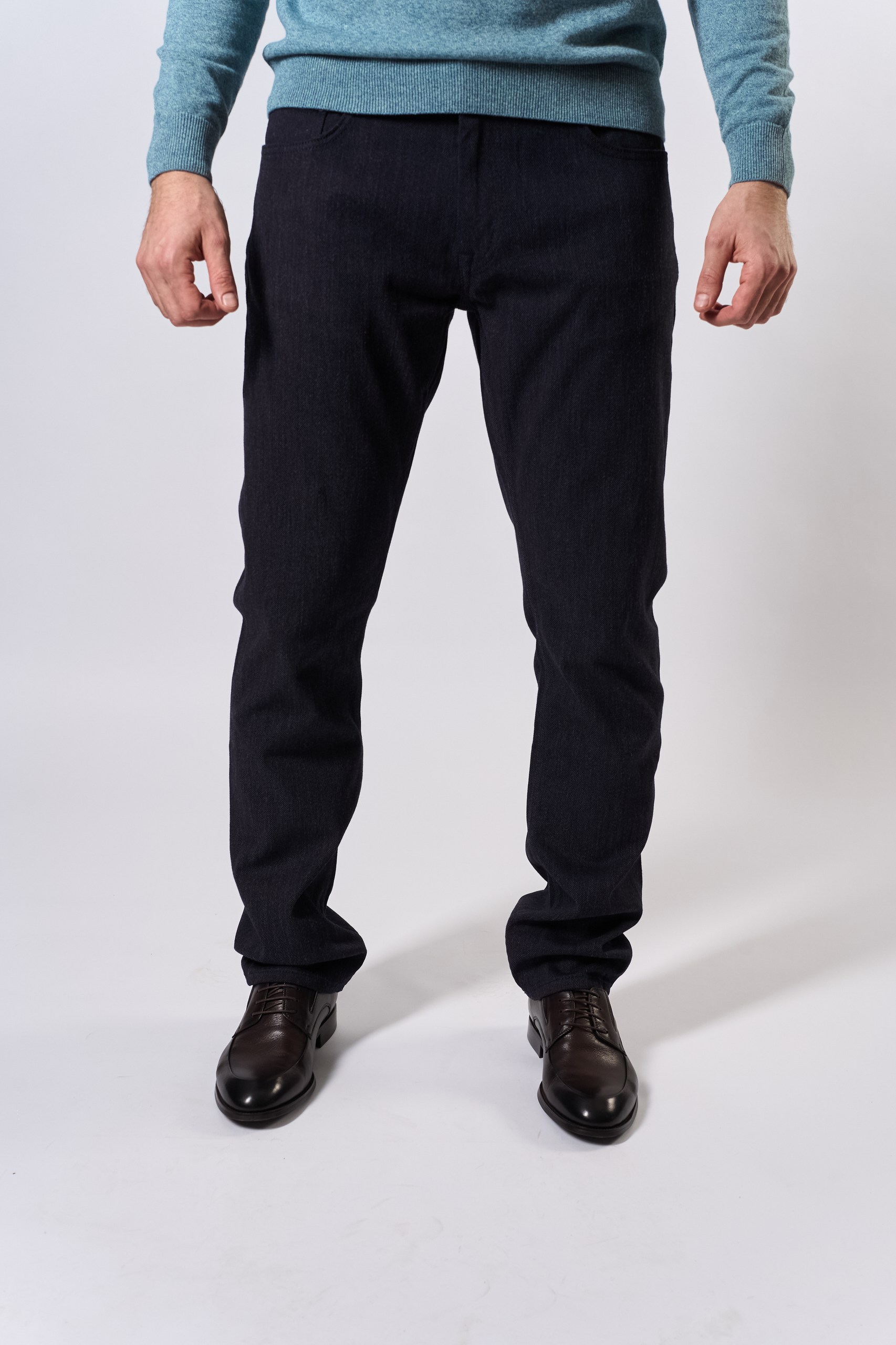 Брюки-чиносы