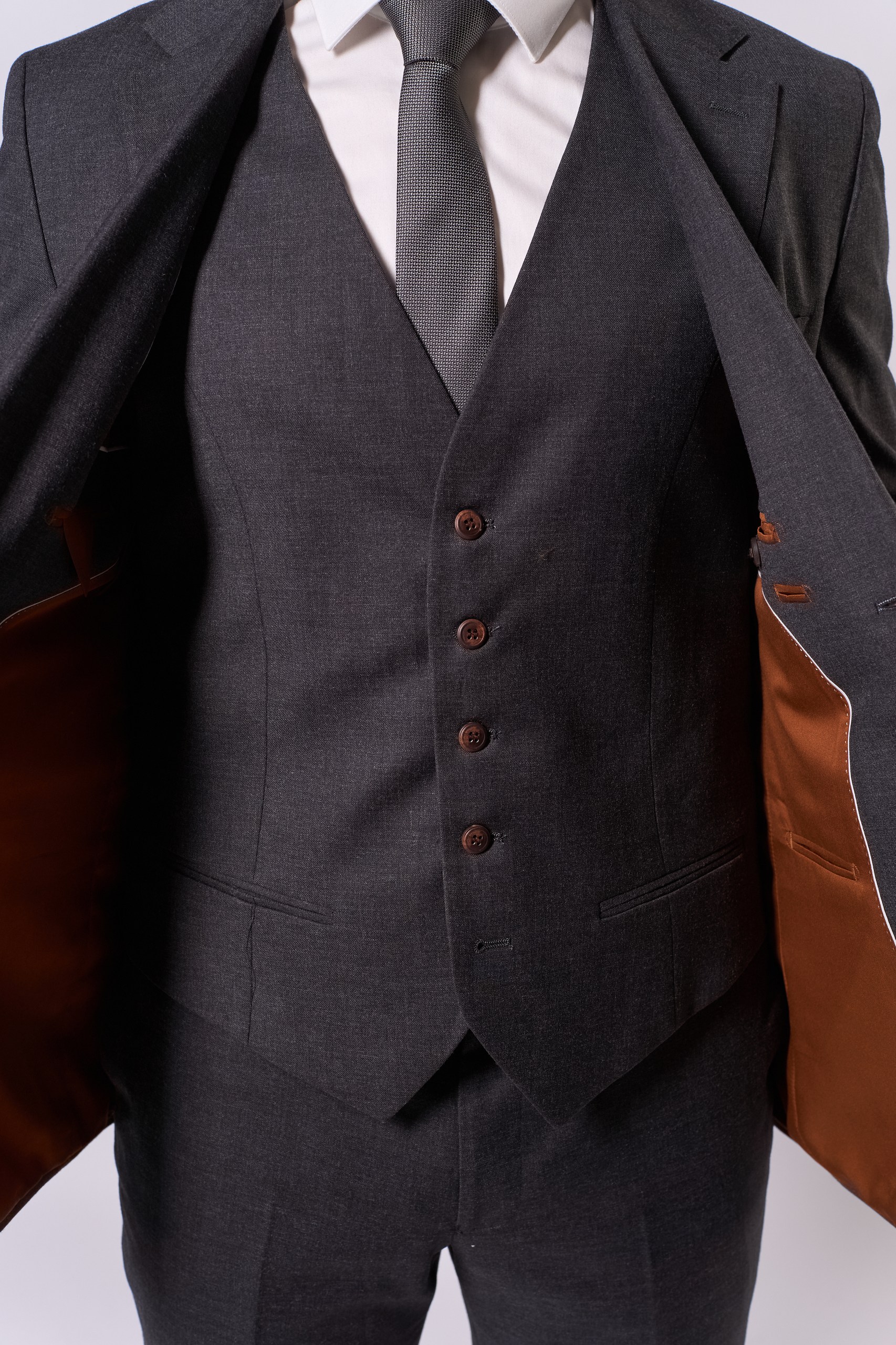 Мужской костюм тройка