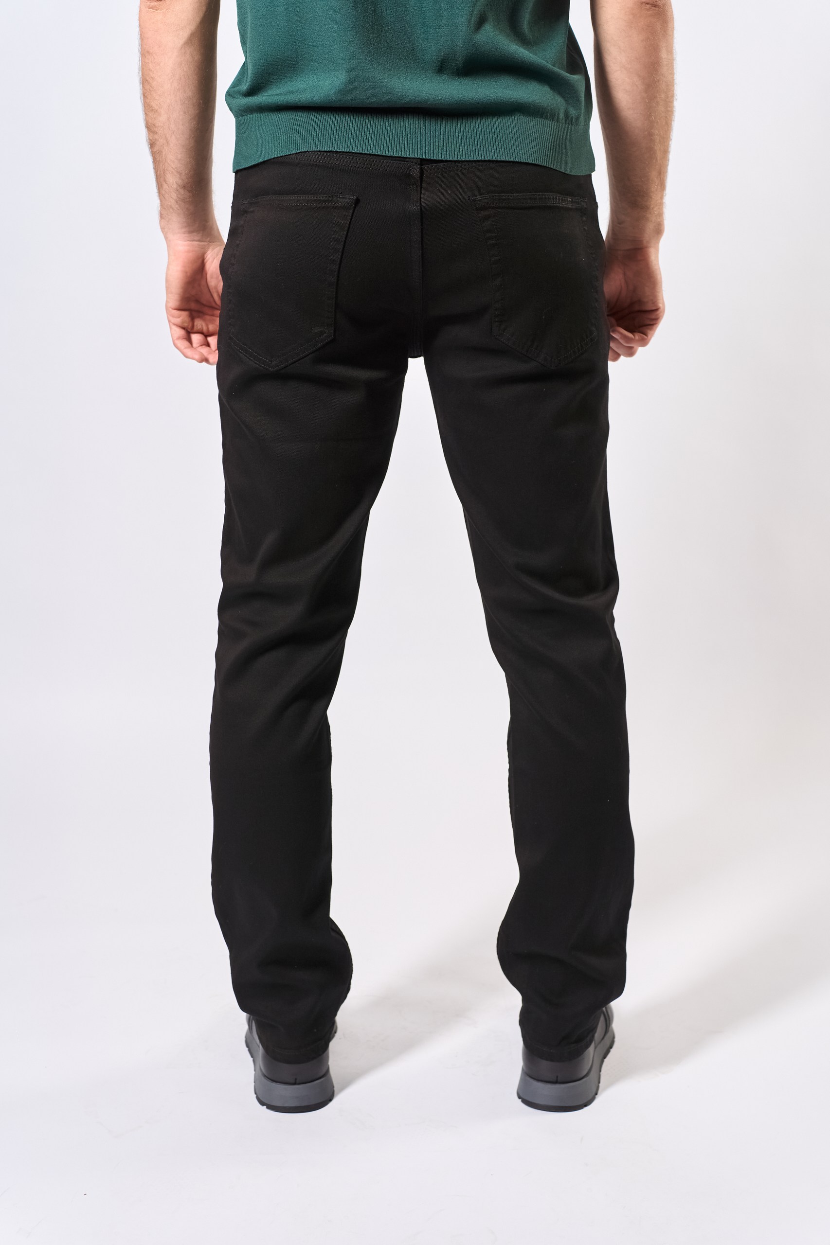 Брюки мужские (джинсы)