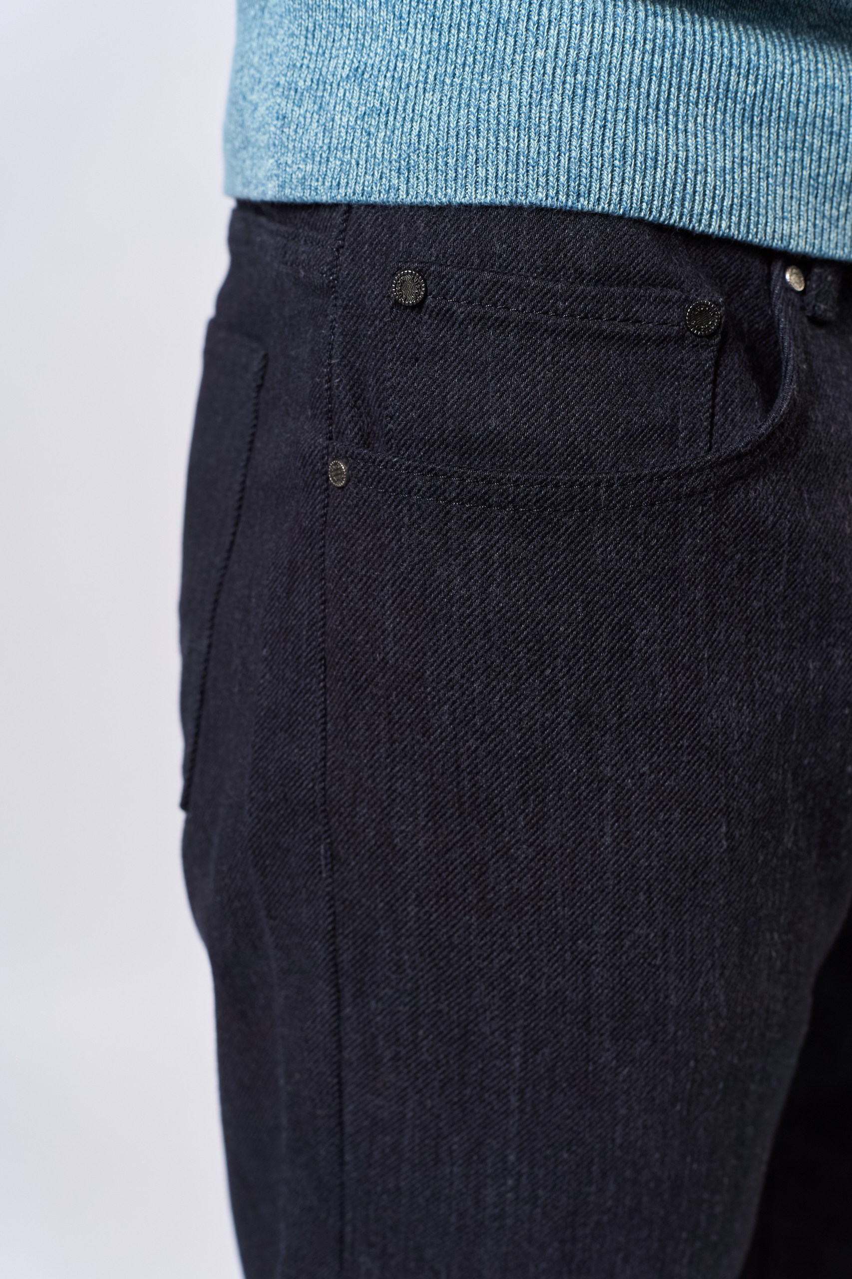 Брюки-чиносы