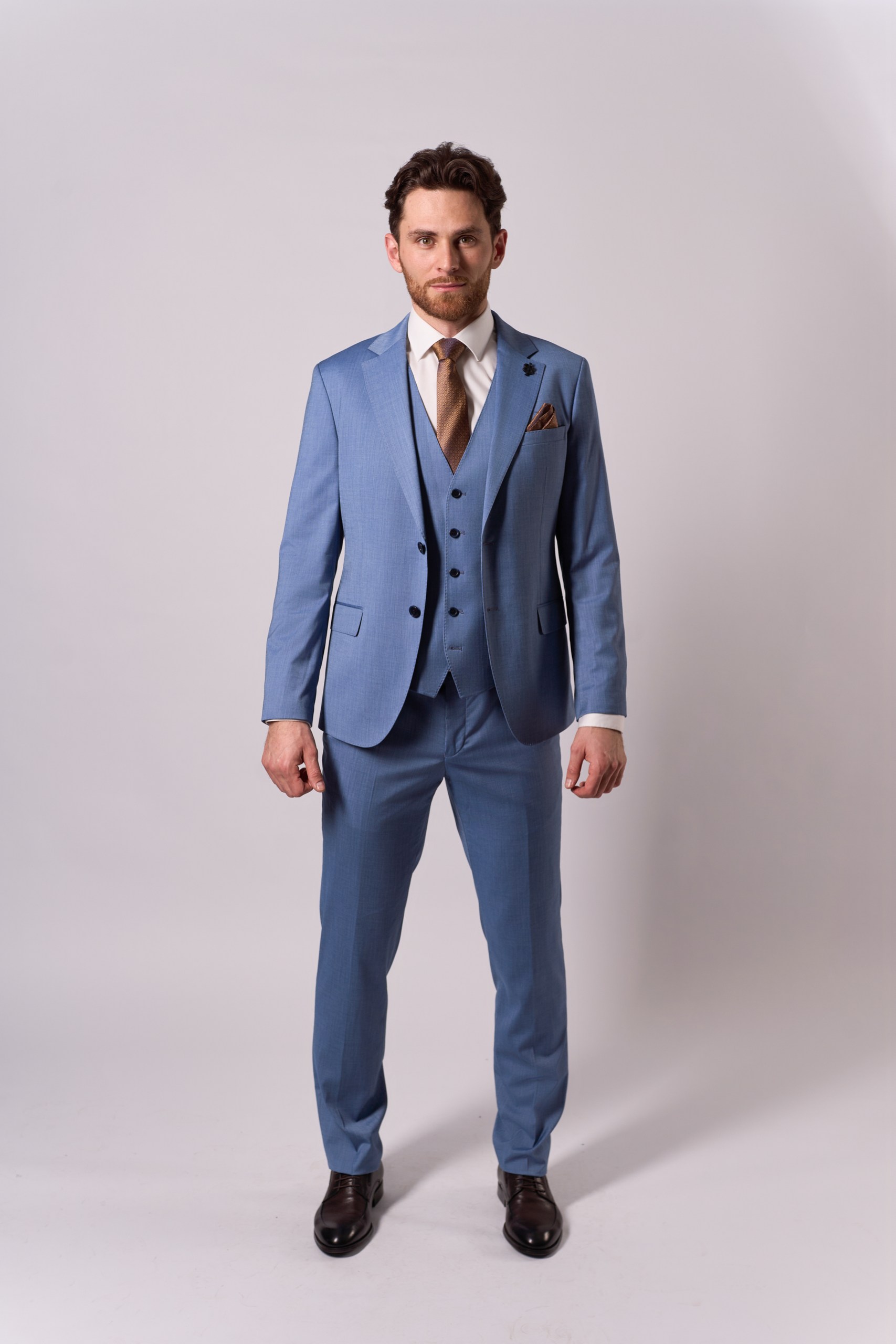 Костюм мужской