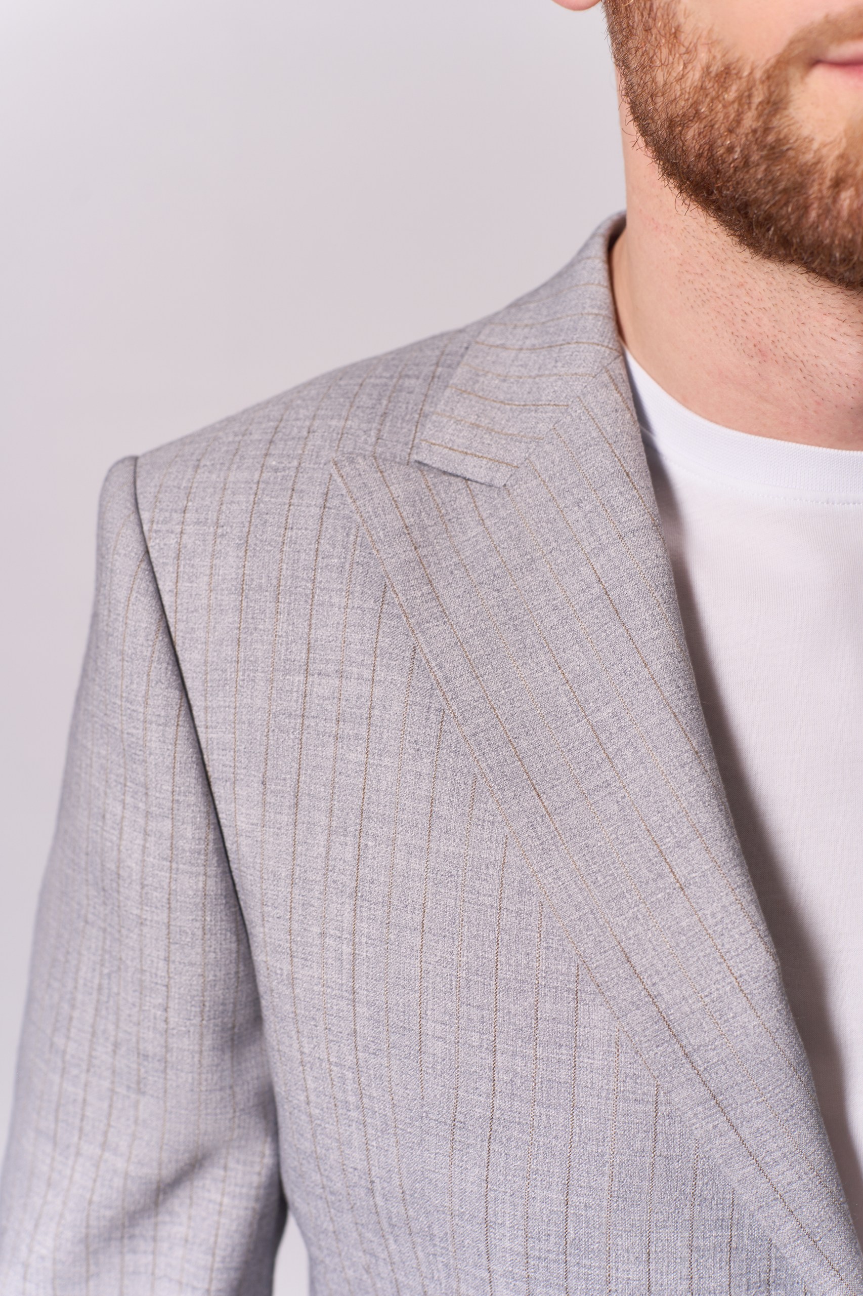 Костюм мужской