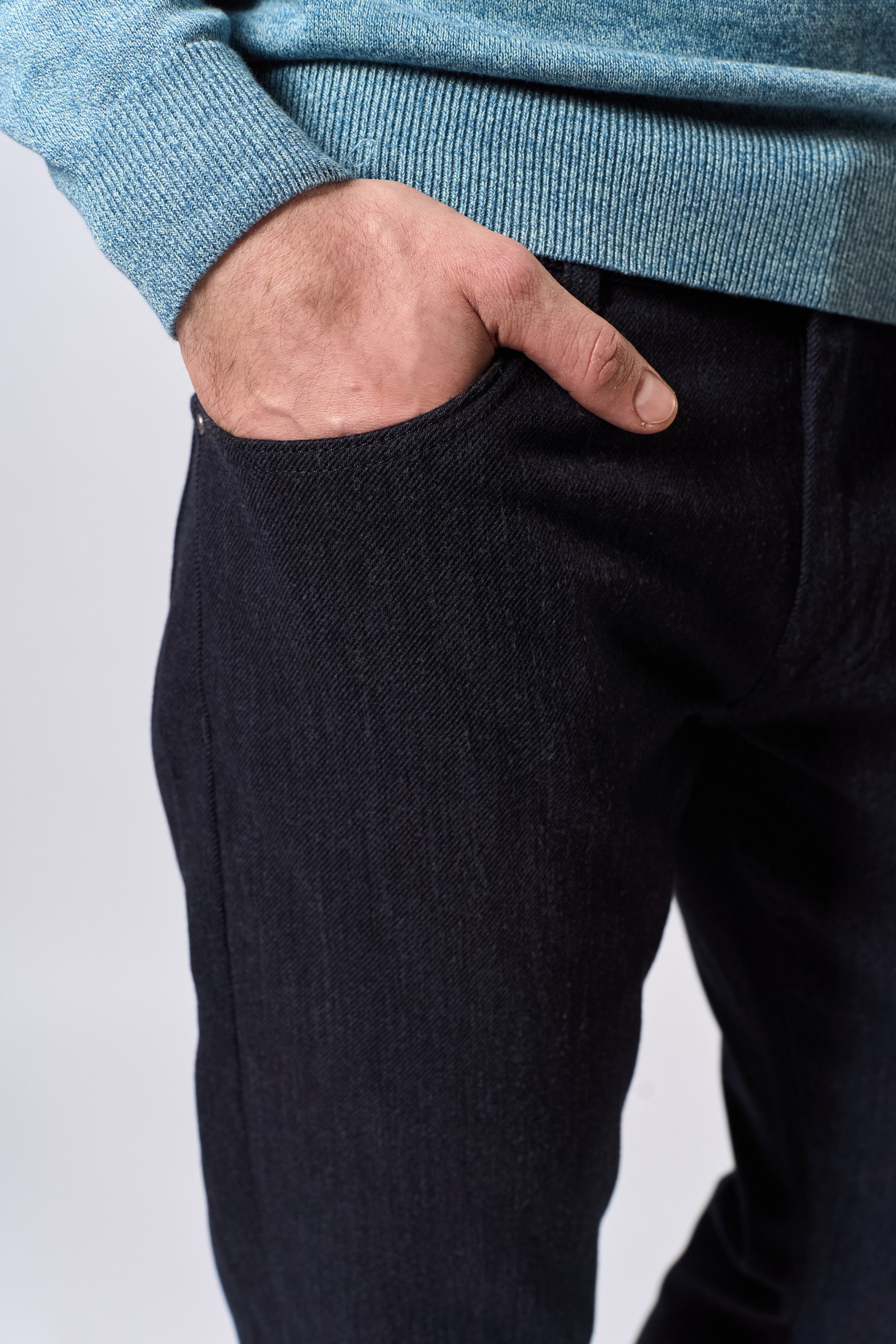 Брюки-чиносы