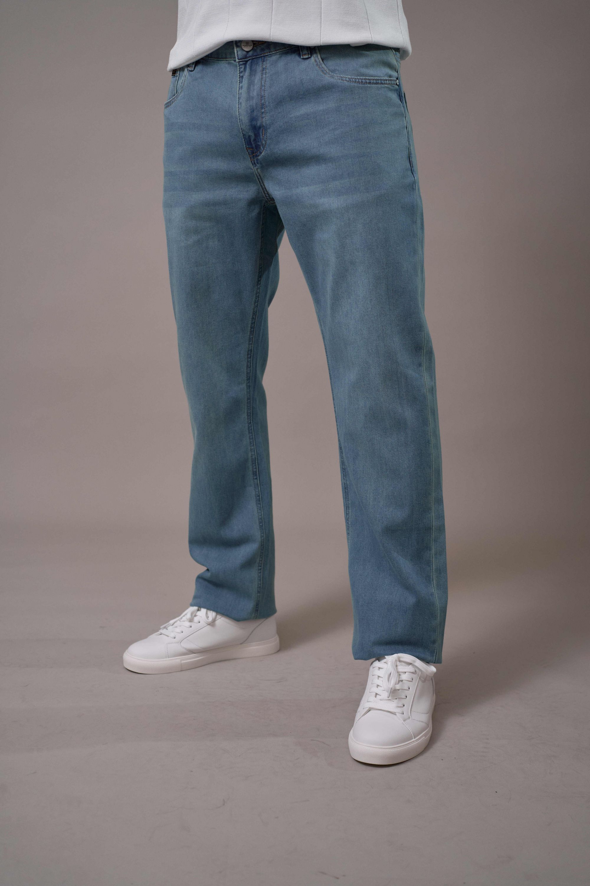 Джинсы мужские