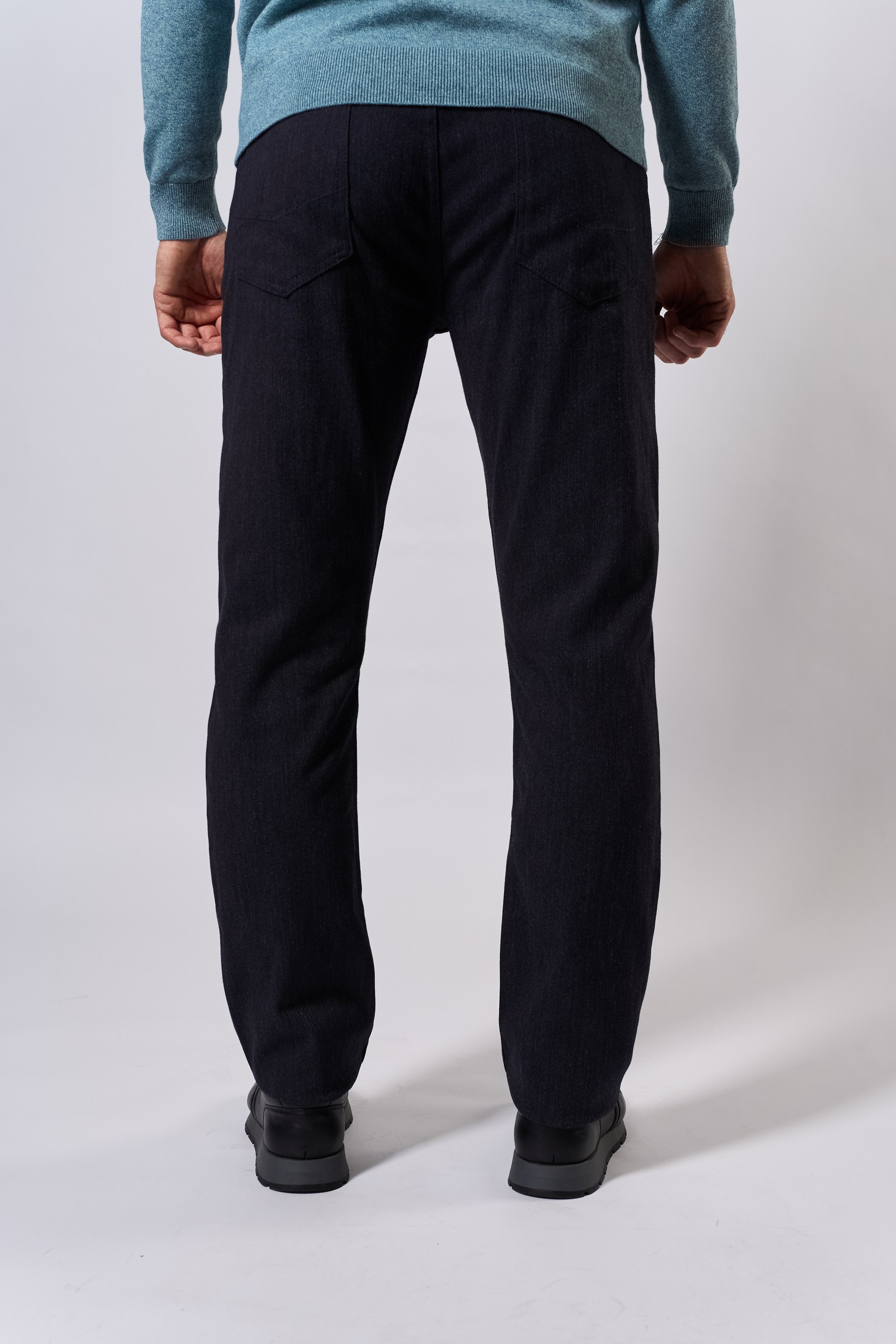 Брюки-чиносы