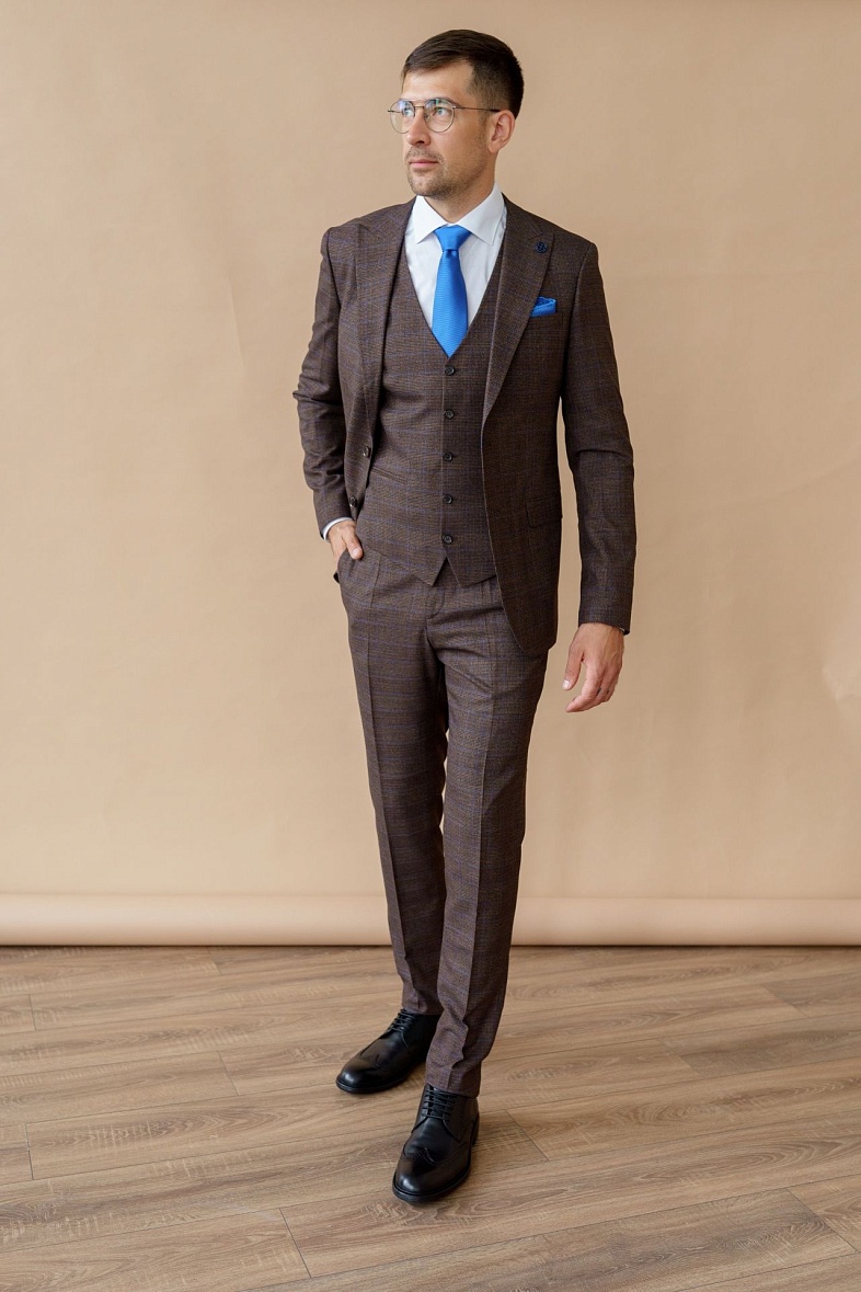 Костюм мужской   коричневый в клетку Belfor К39501корич