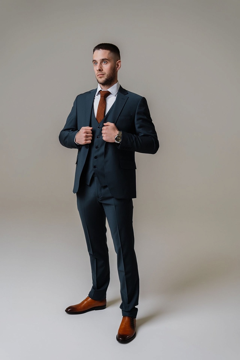 Костюм мужской   зеленый однотонный no brand 44105