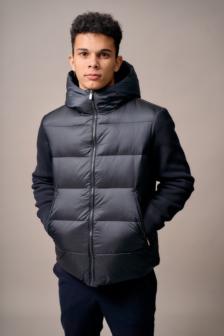 Куртка мужская нанатуральном пуху и утеплителе с отд. из трикотажа синий MADZERINI TIRSO/U26-14 (сине-чёрный)